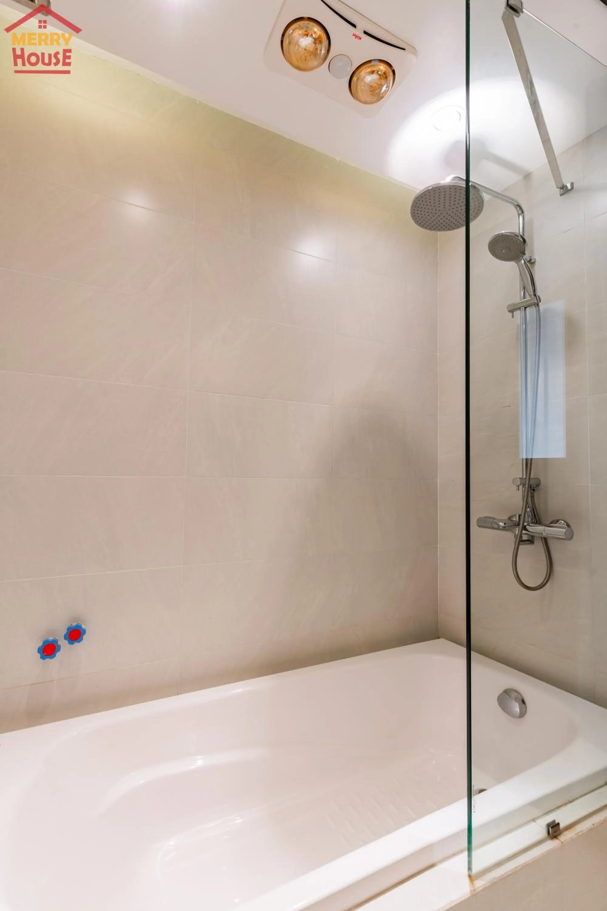 Bathroom in Merry House Imperia