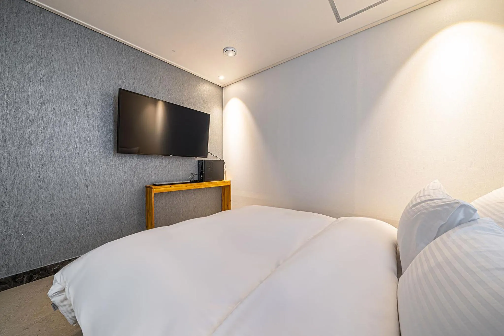 Bedroom, Bed in Hotel DDK