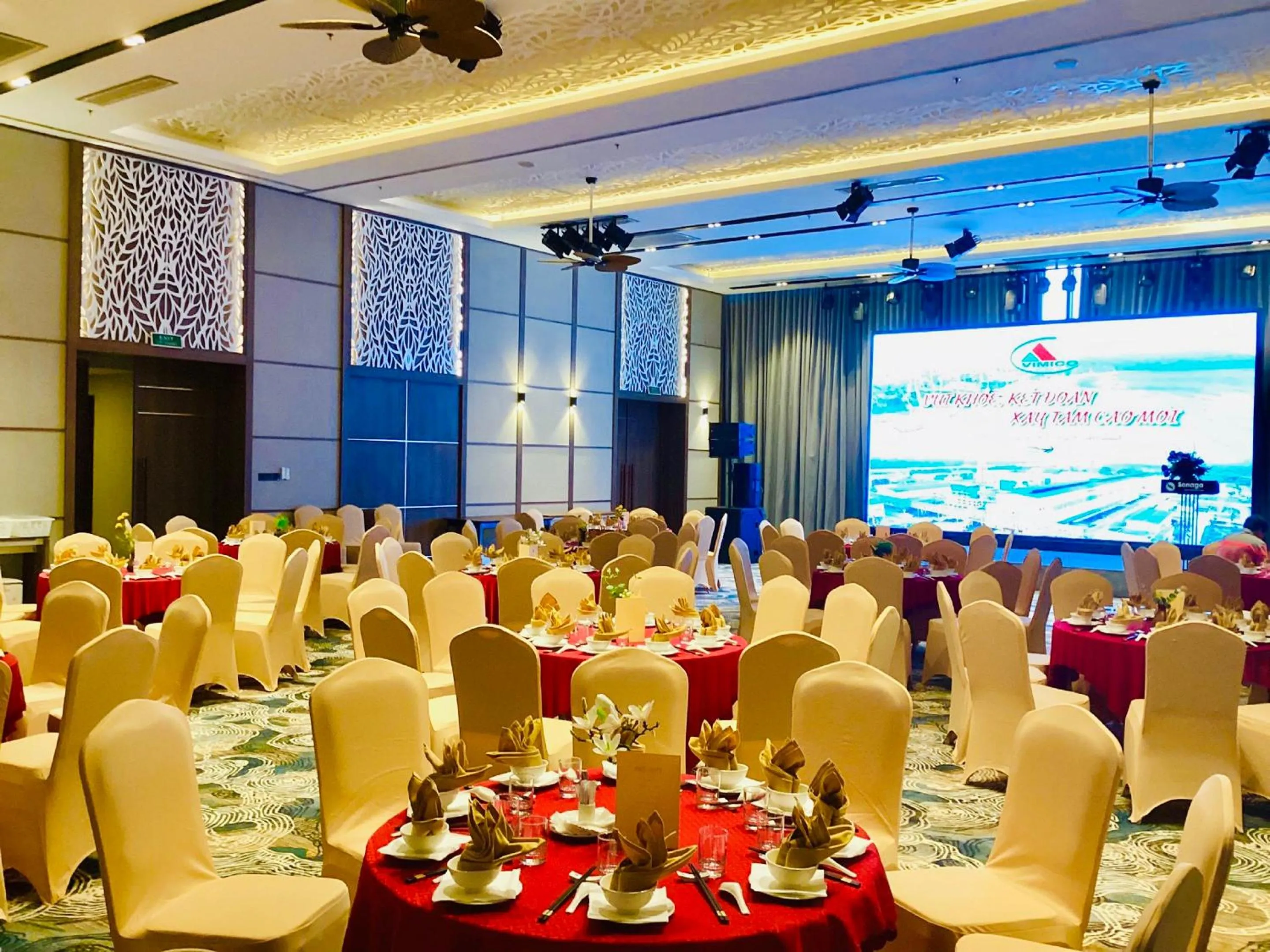 Restaurant/places to eat in Sonaga Beach Resort & Villas Phu Quoc