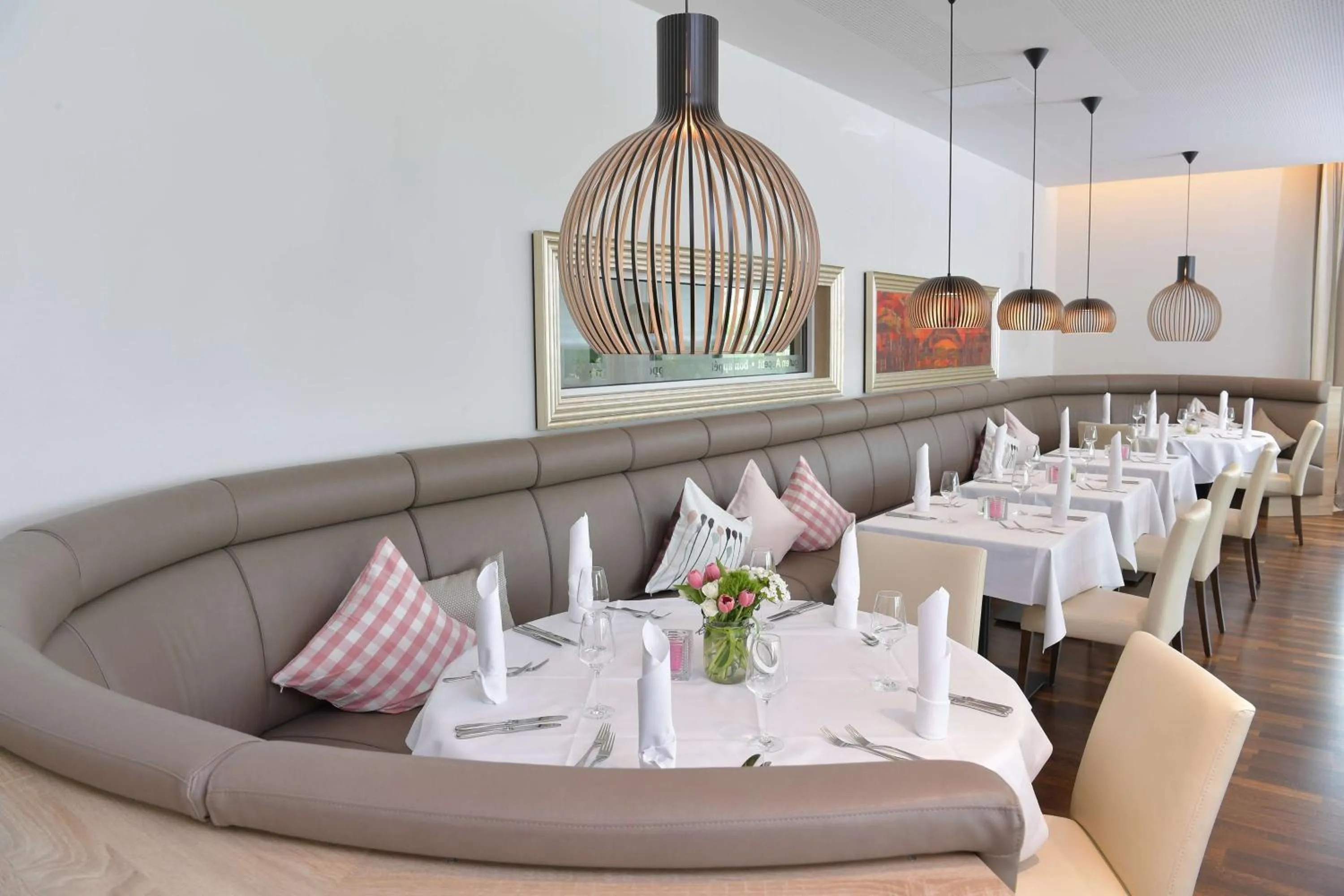 Restaurant/places to eat in Best Western Queens Hotel Pforzheim-Niefern