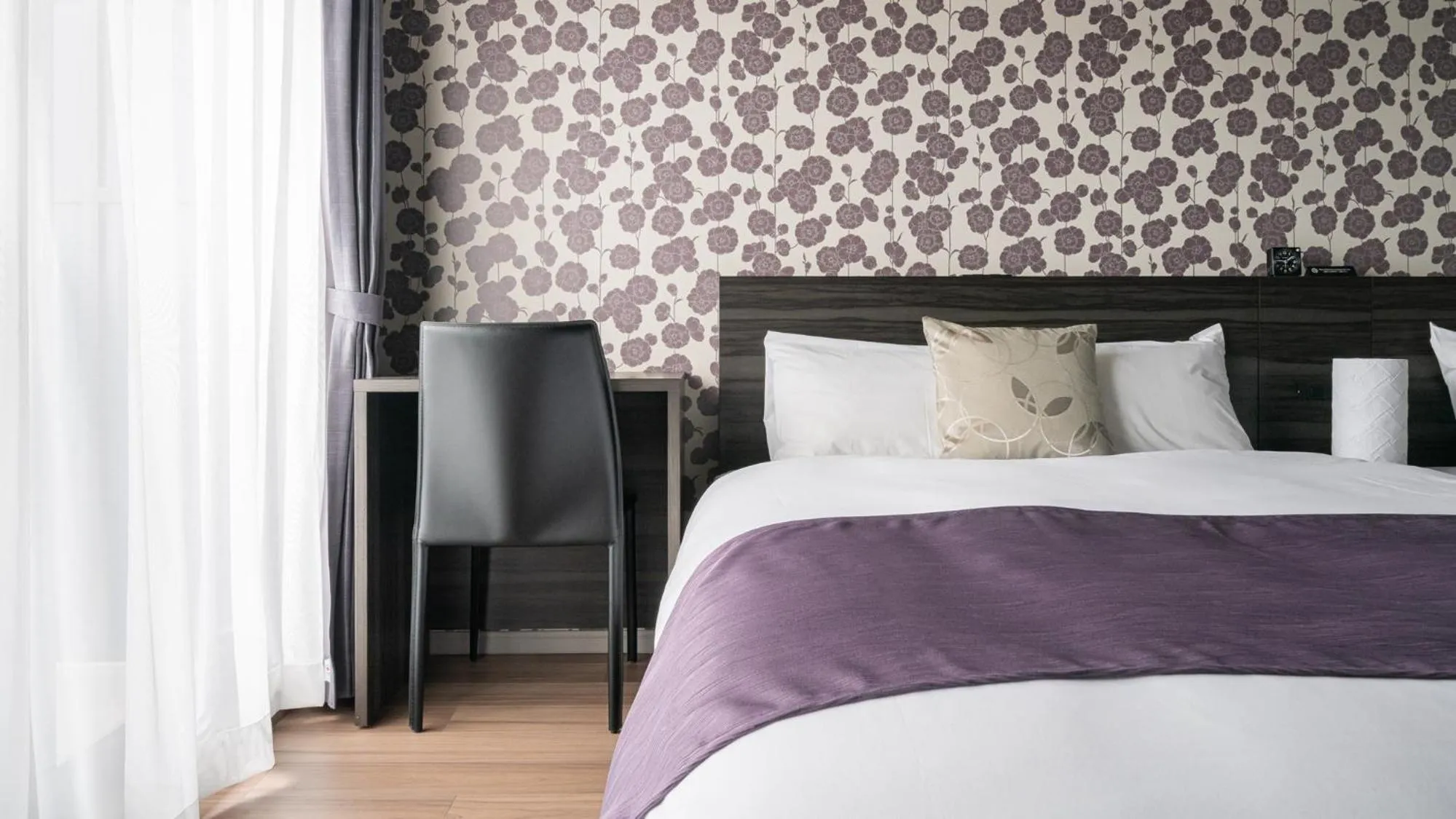 Bed in BON Condominium Namba Ebisu