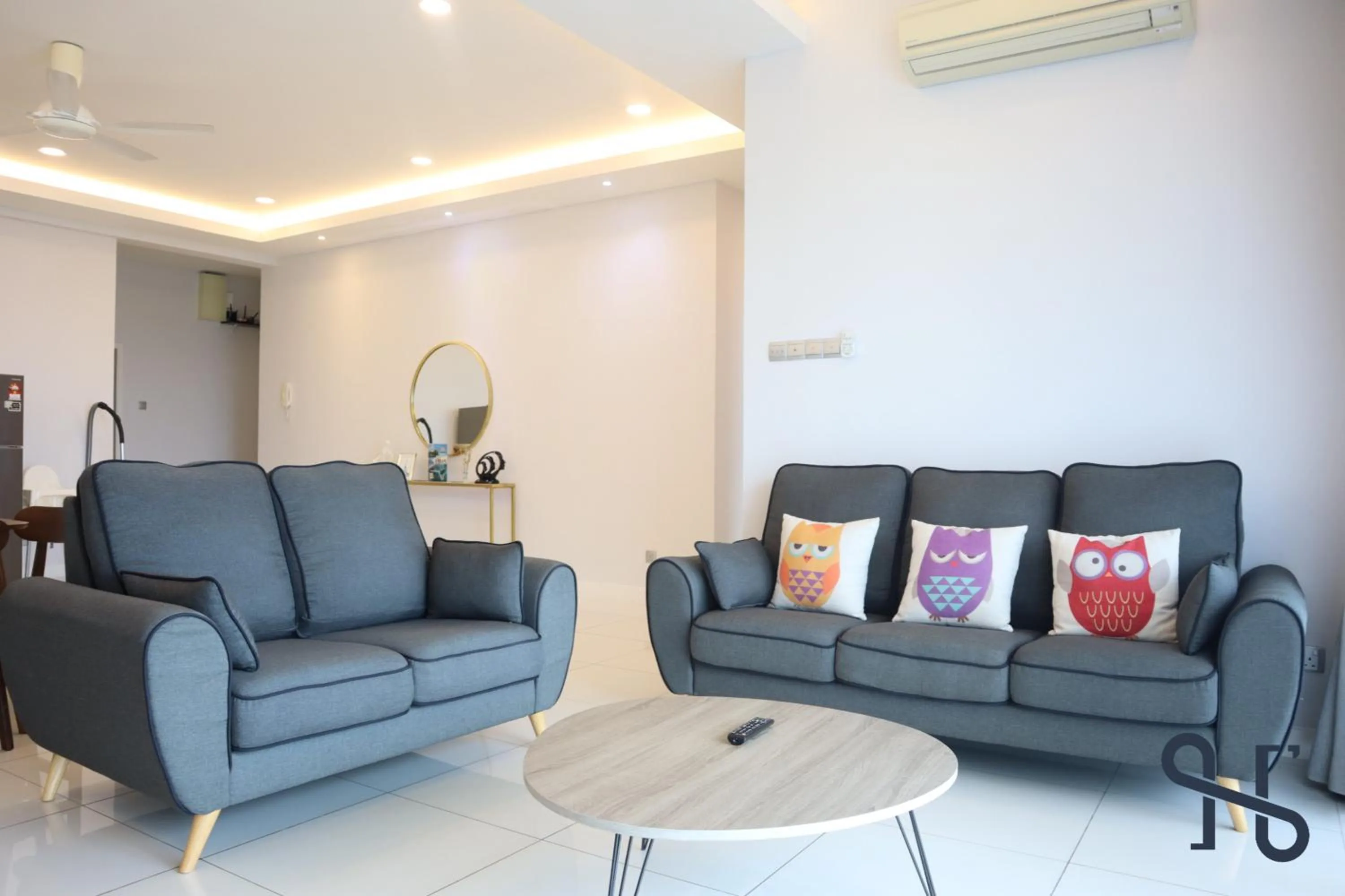 Living room in Homesuite' Home at The Loft