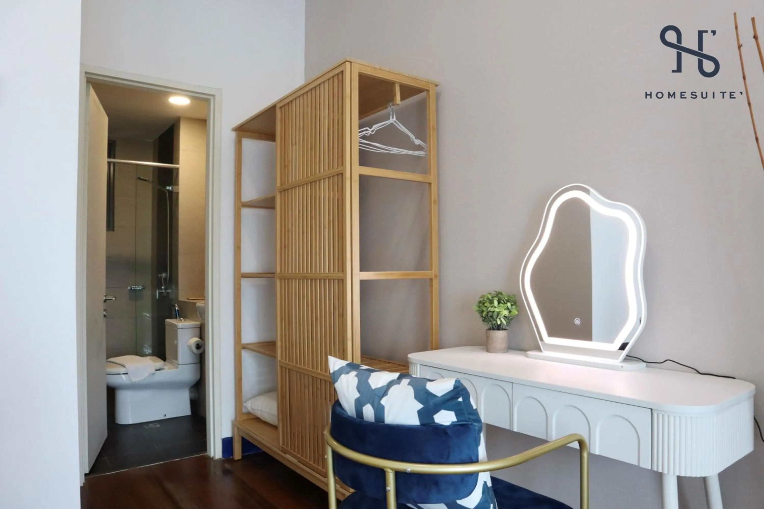 Photo of the whole room in Homesuite' Home at The Loft