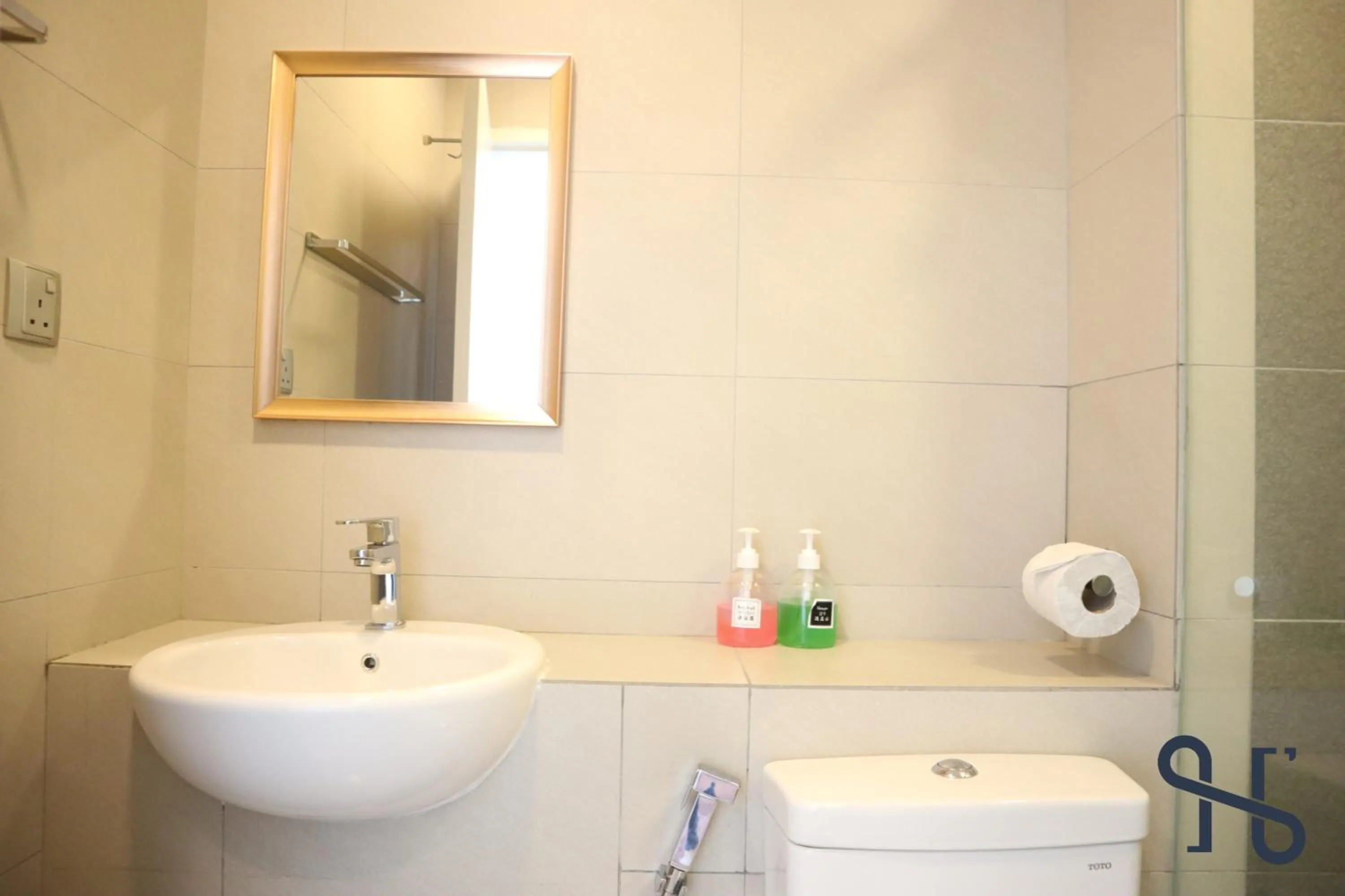 Toilet in Homesuite' Home at The Loft