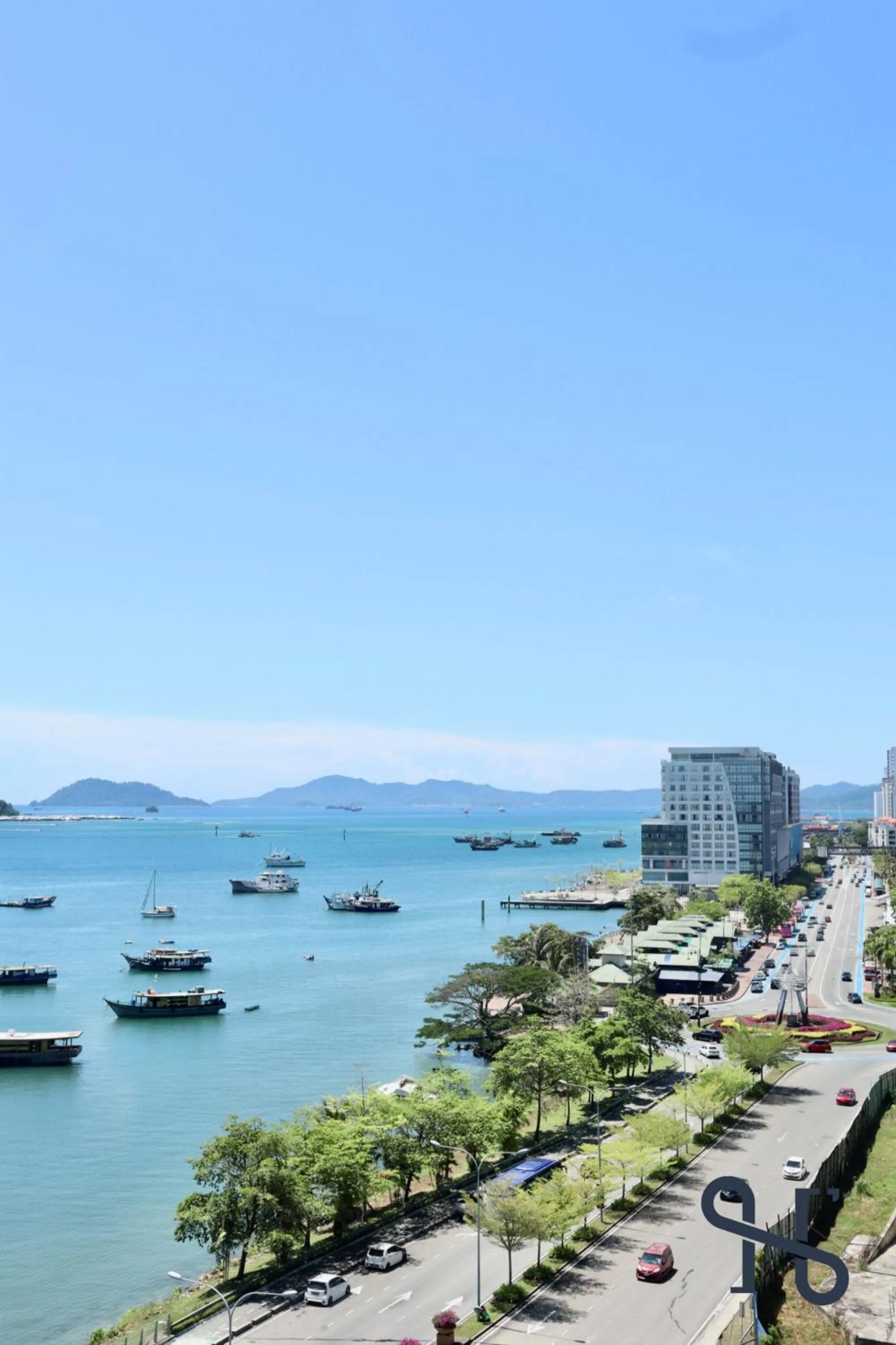 Nearby landmark in Homesuite' Home at The Loft