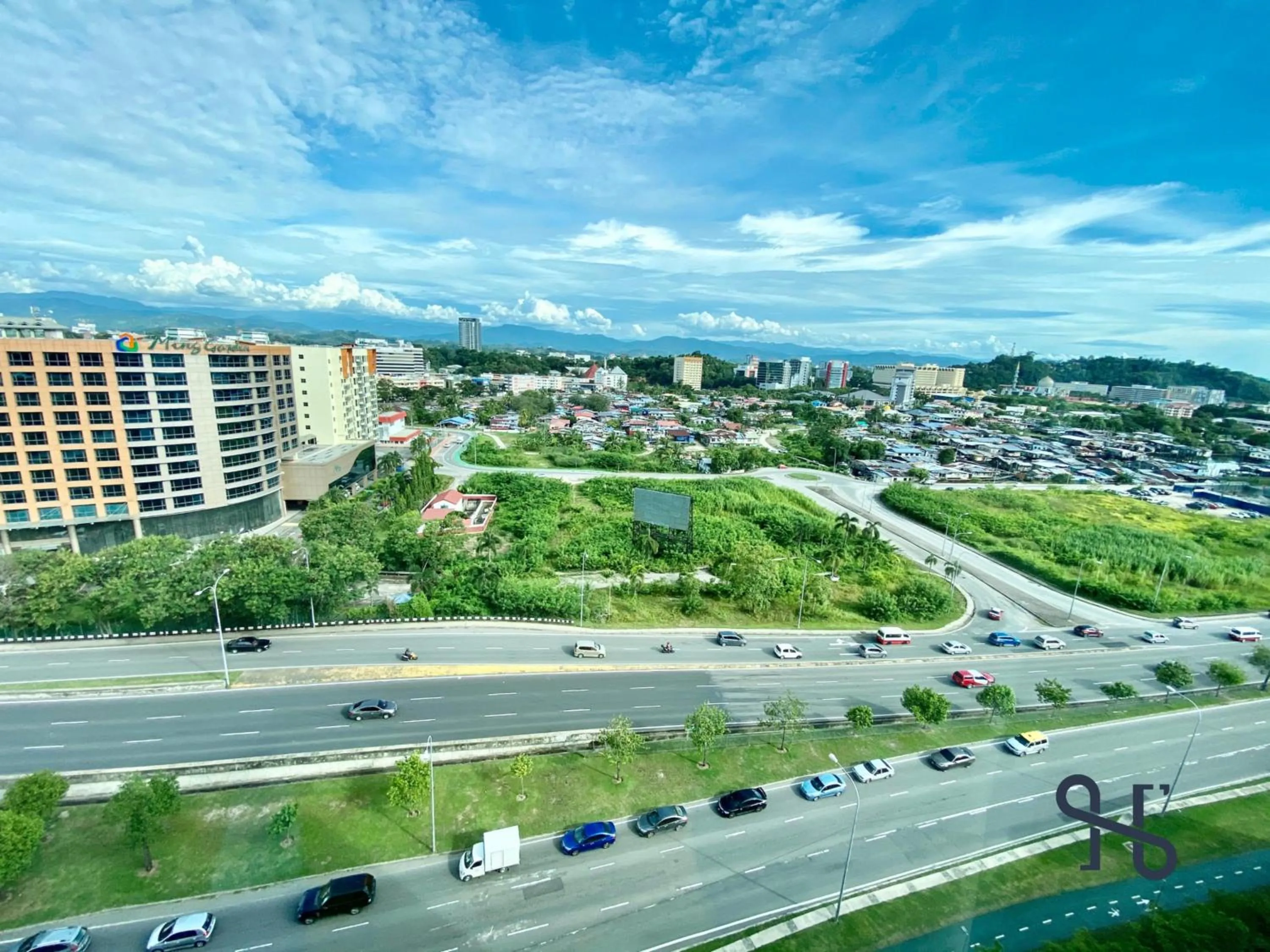 Day in Homesuite' Home at The Loft