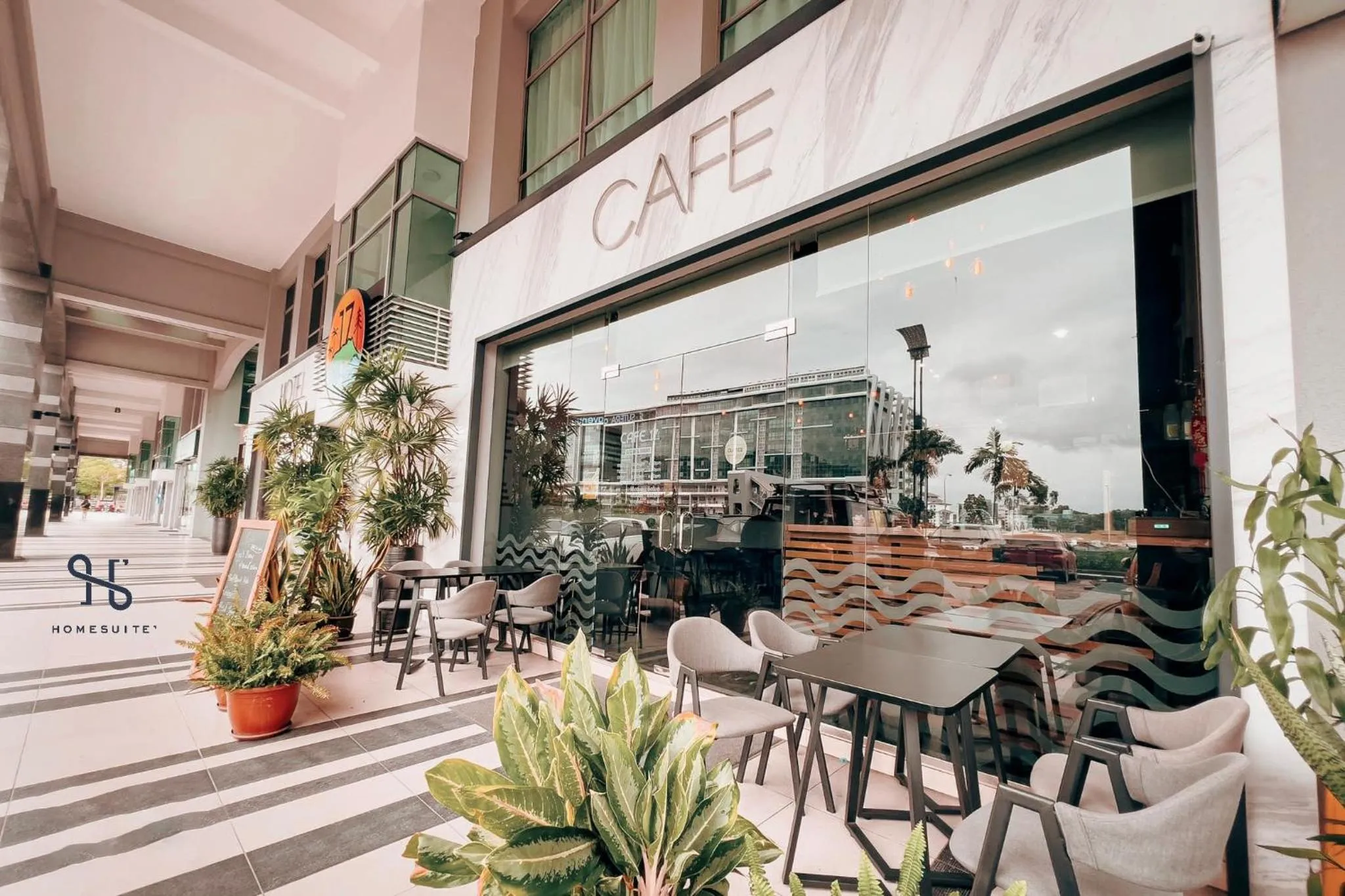 Neighbourhood in Homesuite' Home at The Loft