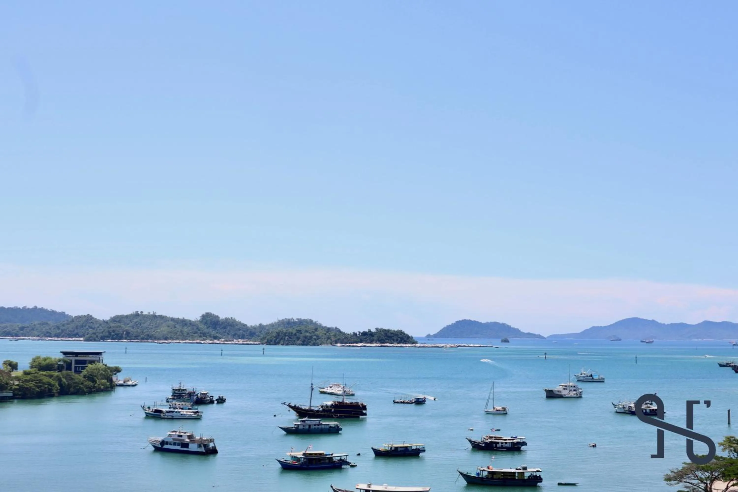 Nearby landmark in Homesuite' Home at The Loft