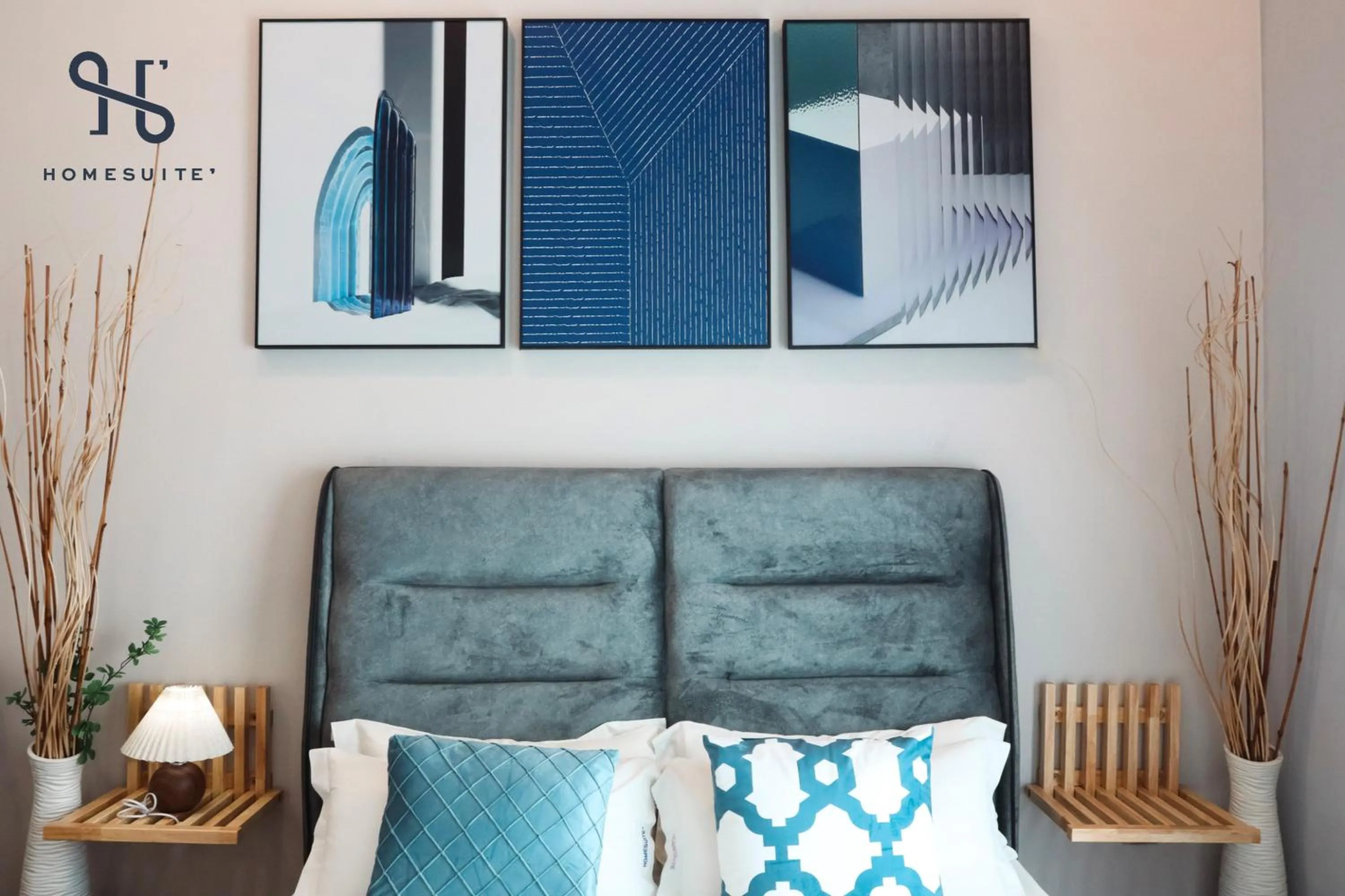 Living room in Homesuite' Home at The Loft