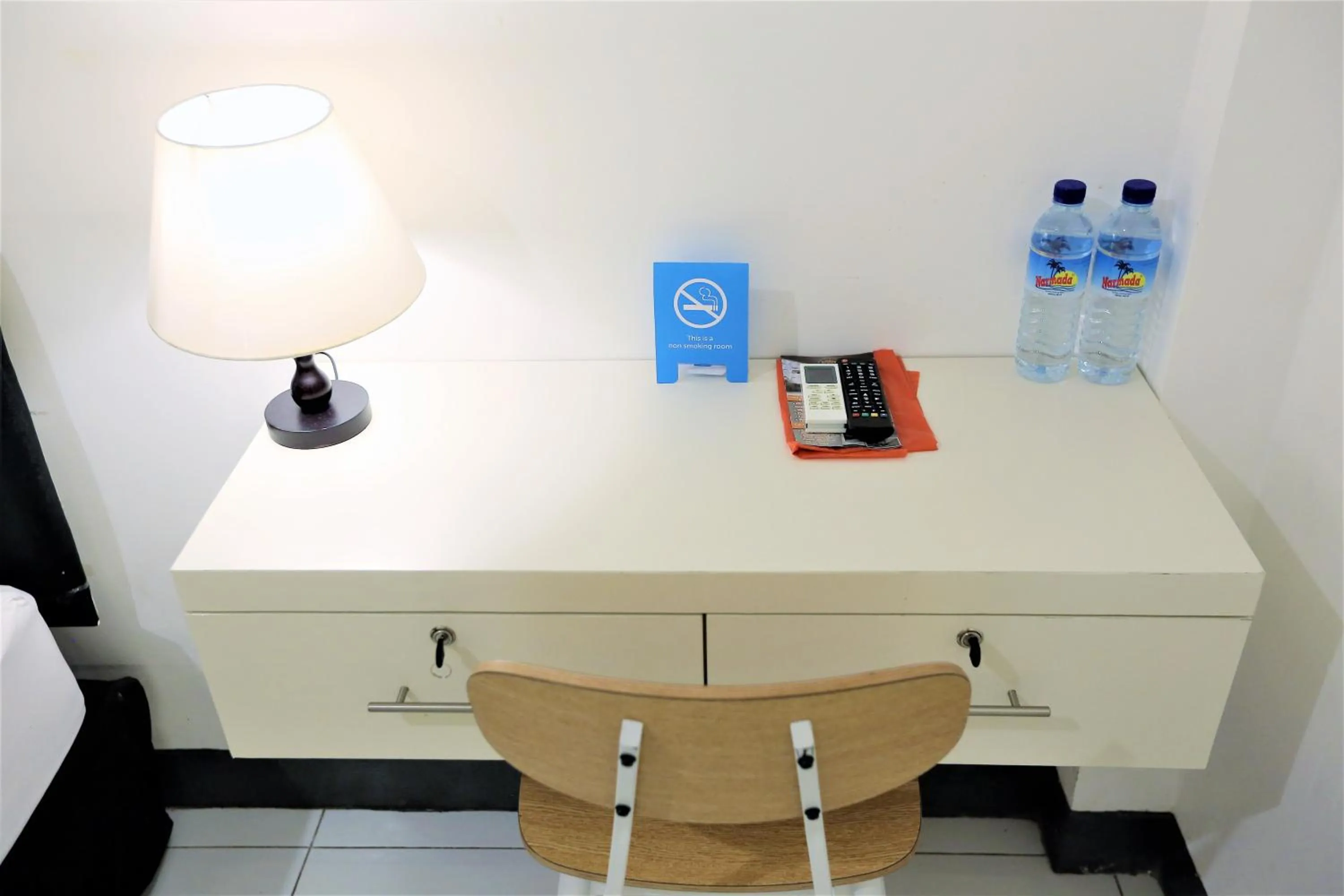 hair dresser in Gading Guest House