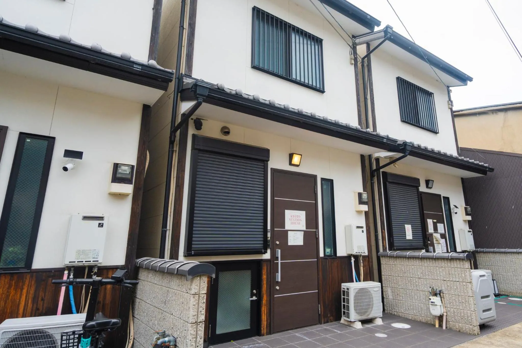 Property building in KYOTO STATION HOUSE