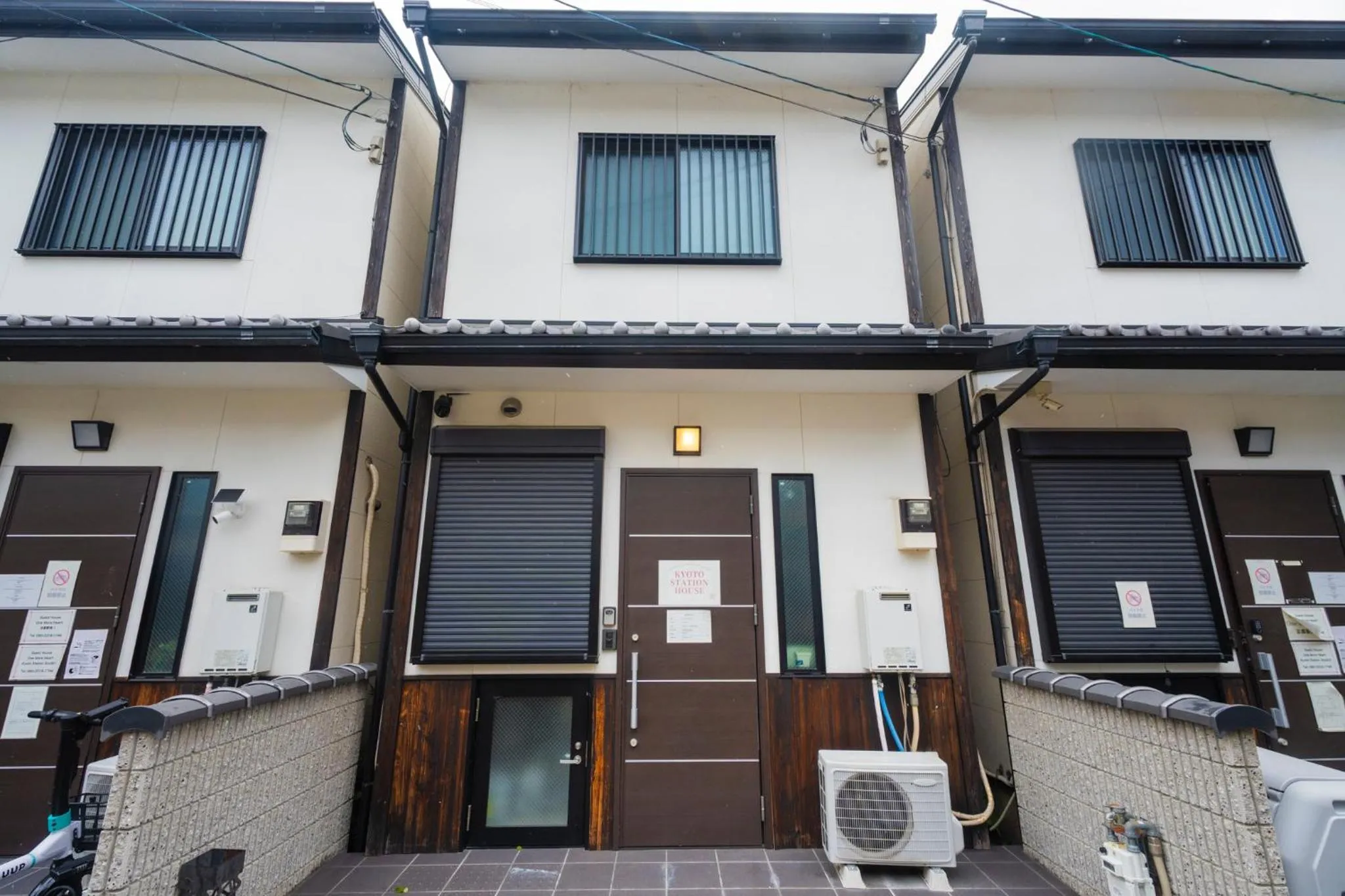 Property building in KYOTO STATION HOUSE