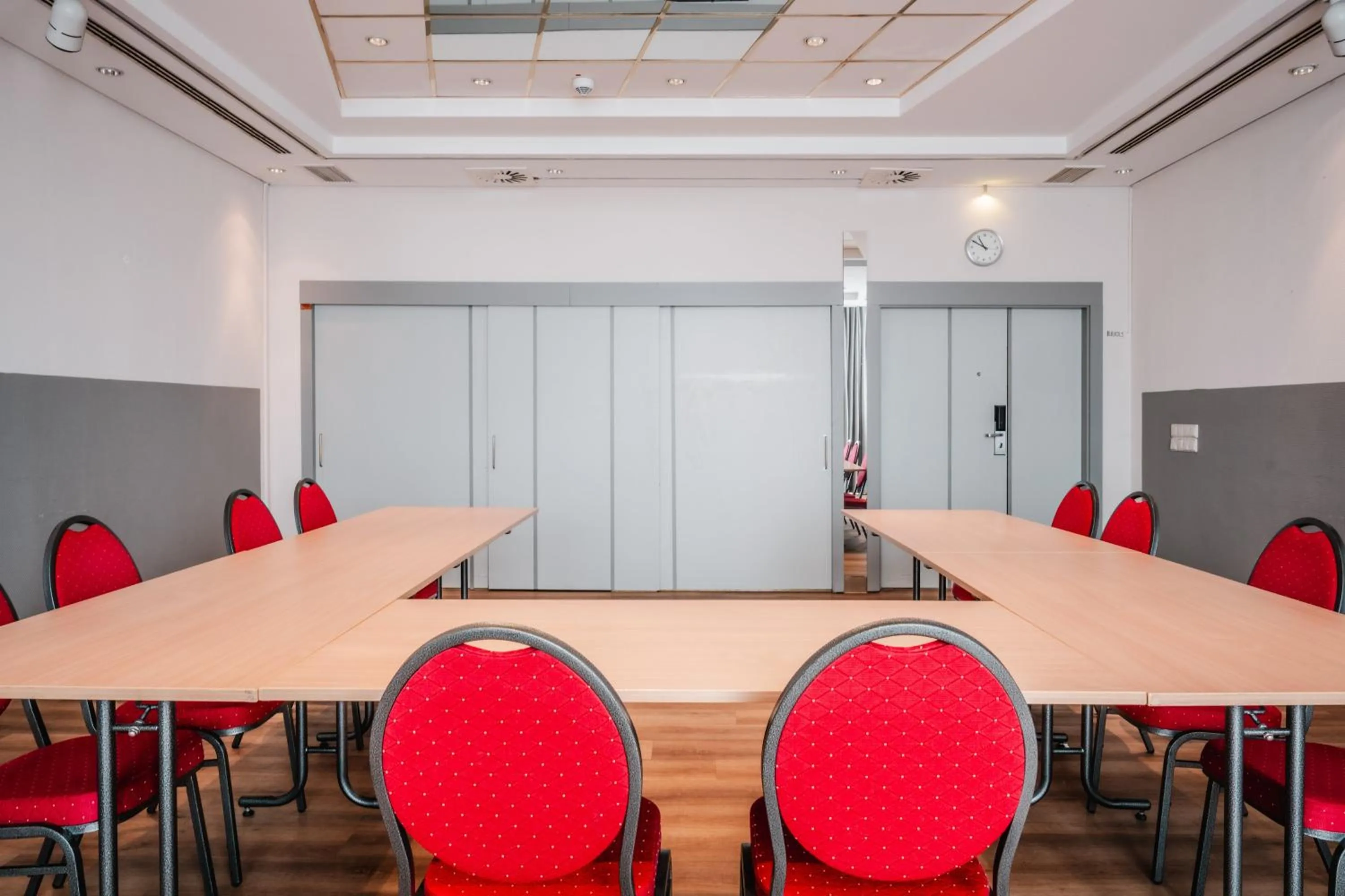Meeting/conference room in Leonardo Hotel Aachen