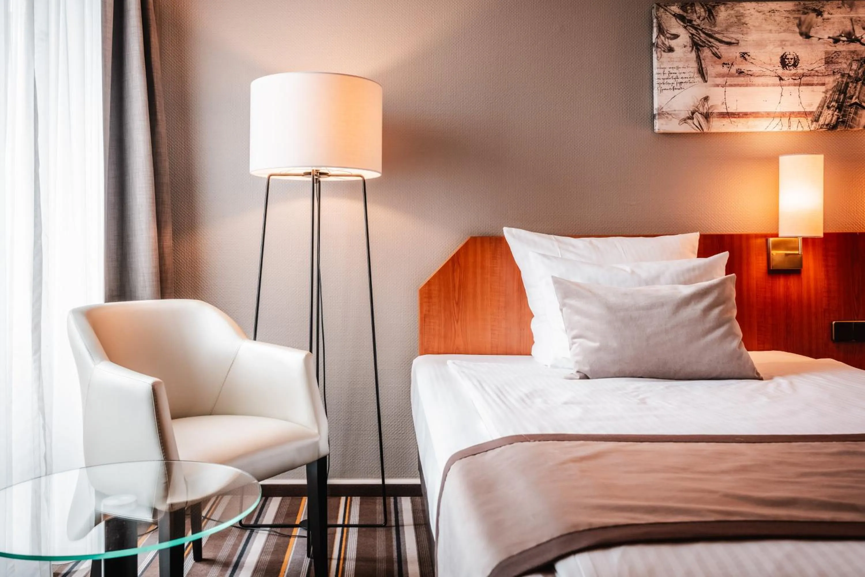 Bedroom, Bed in Leonardo Hotel Aachen