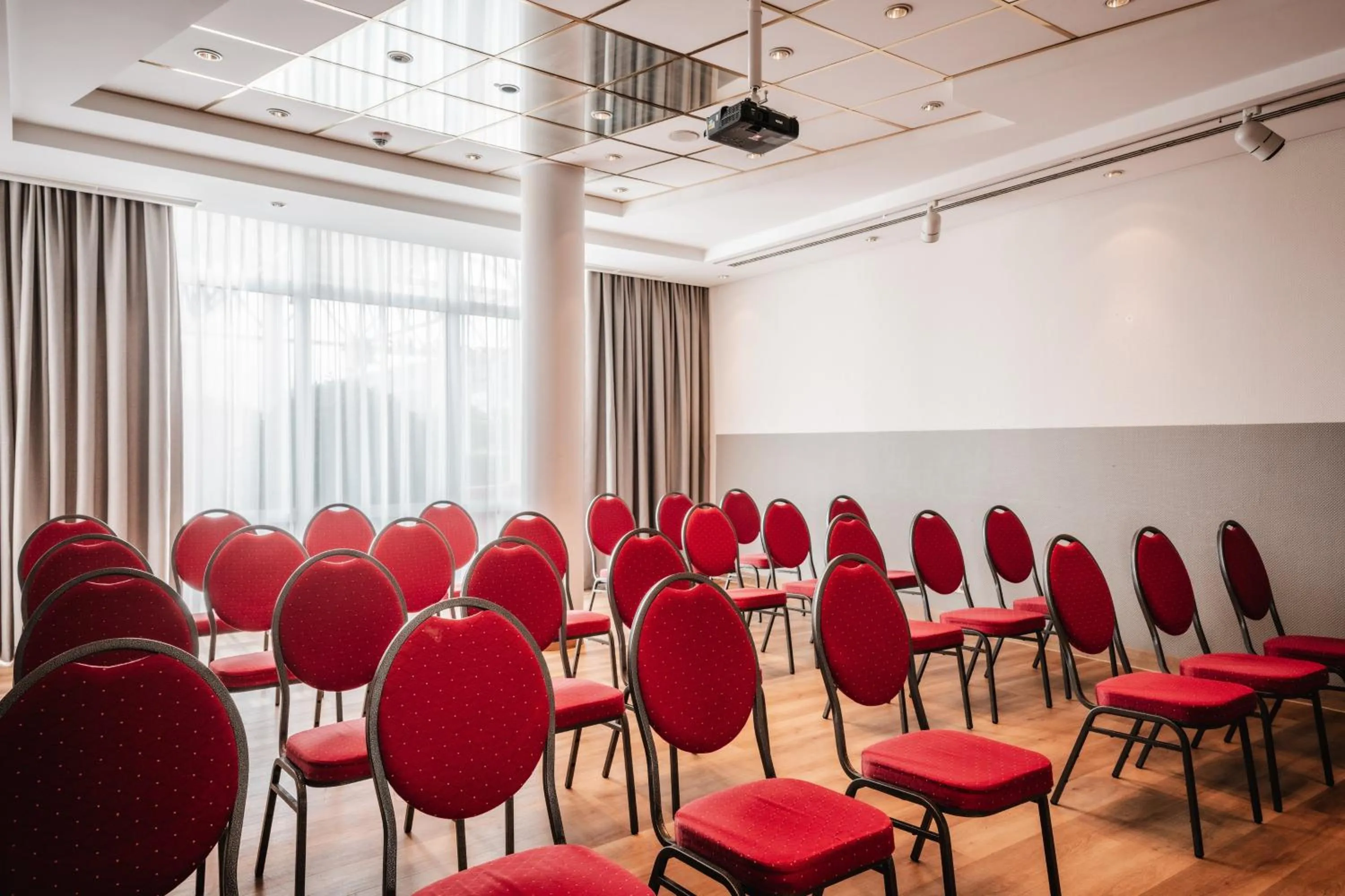 Meeting/conference room in Leonardo Hotel Aachen
