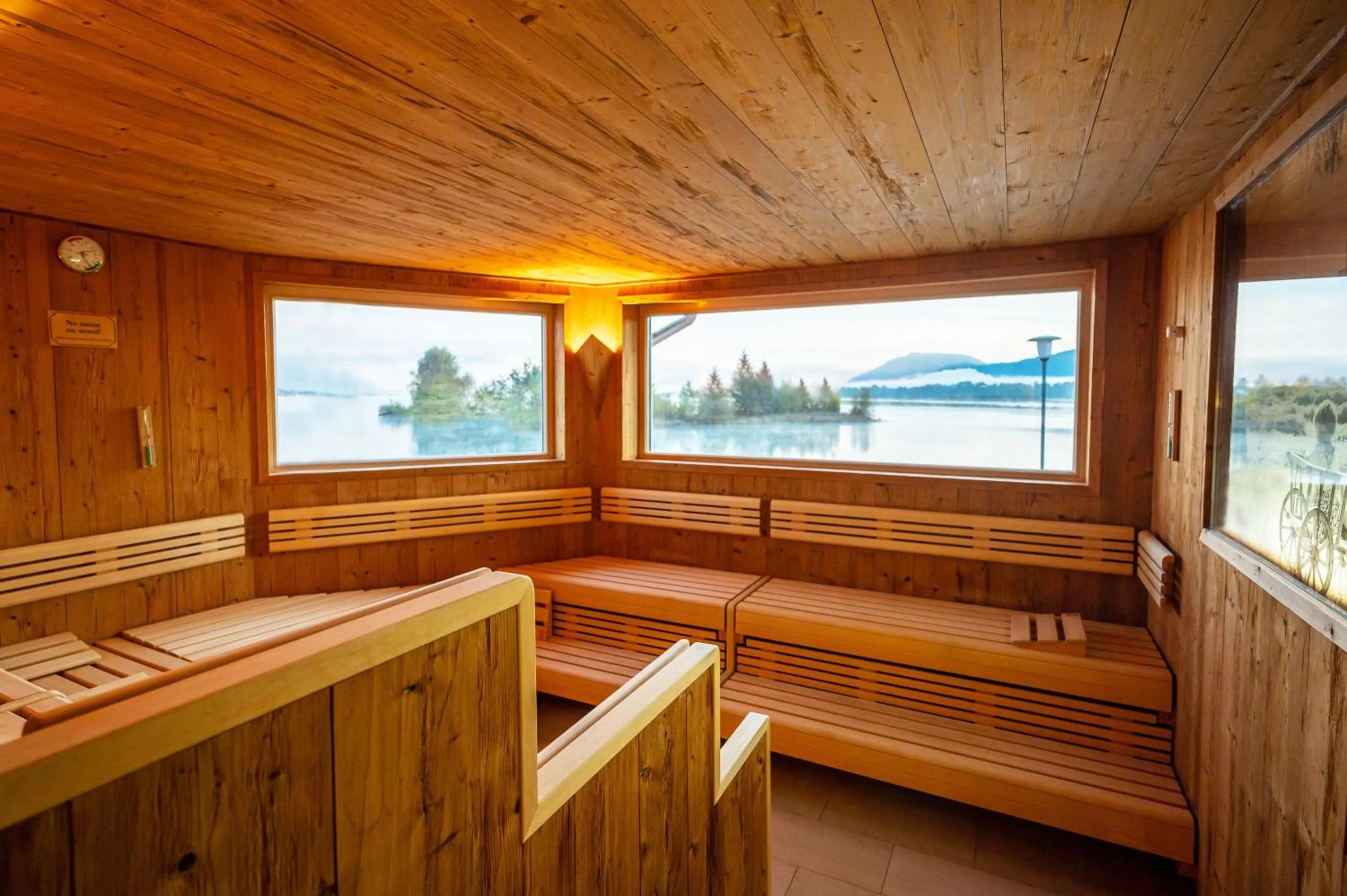 Sauna in Hotel Sommer-Haus am See