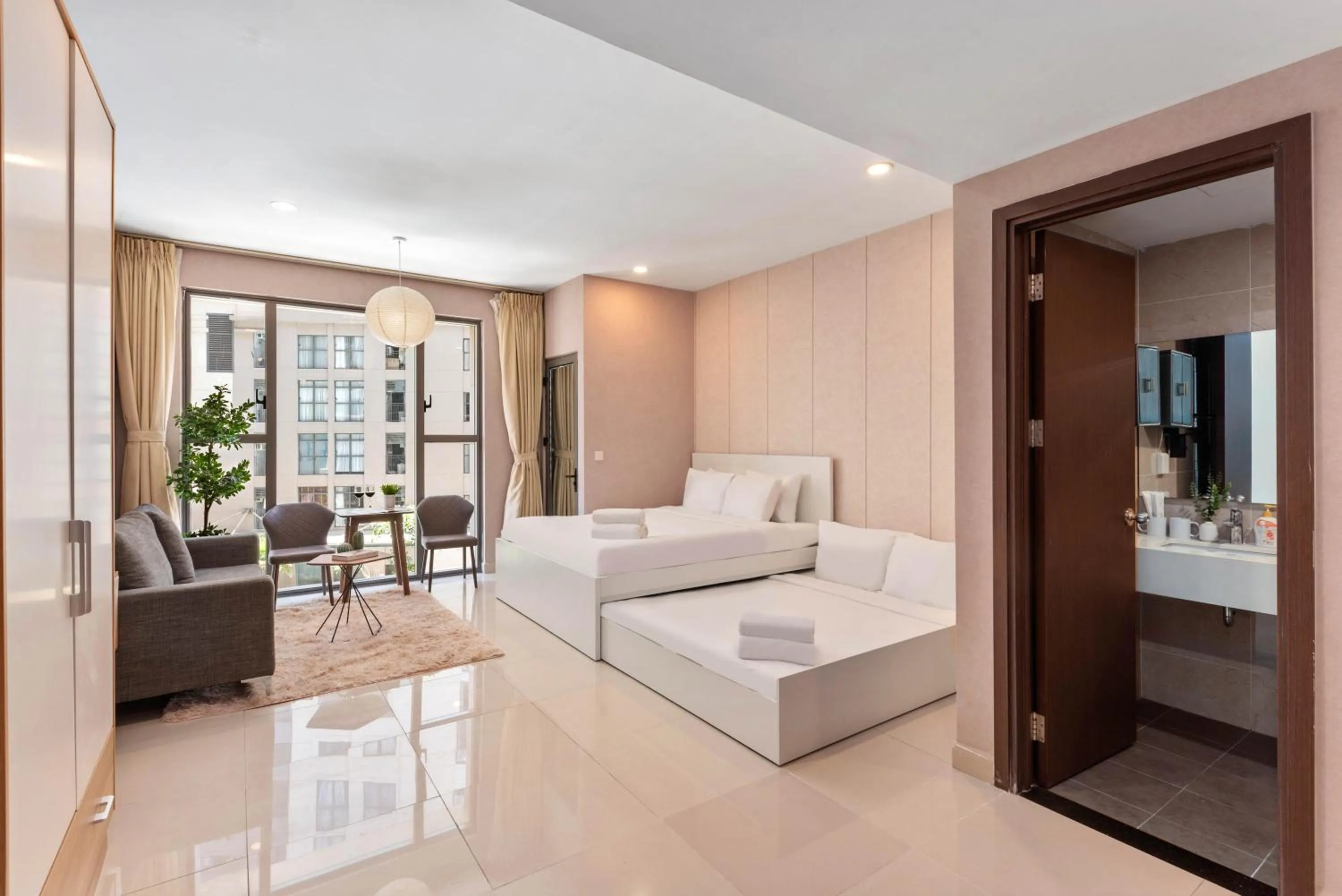 Photo of the whole room, Bed in S Lux Apartment