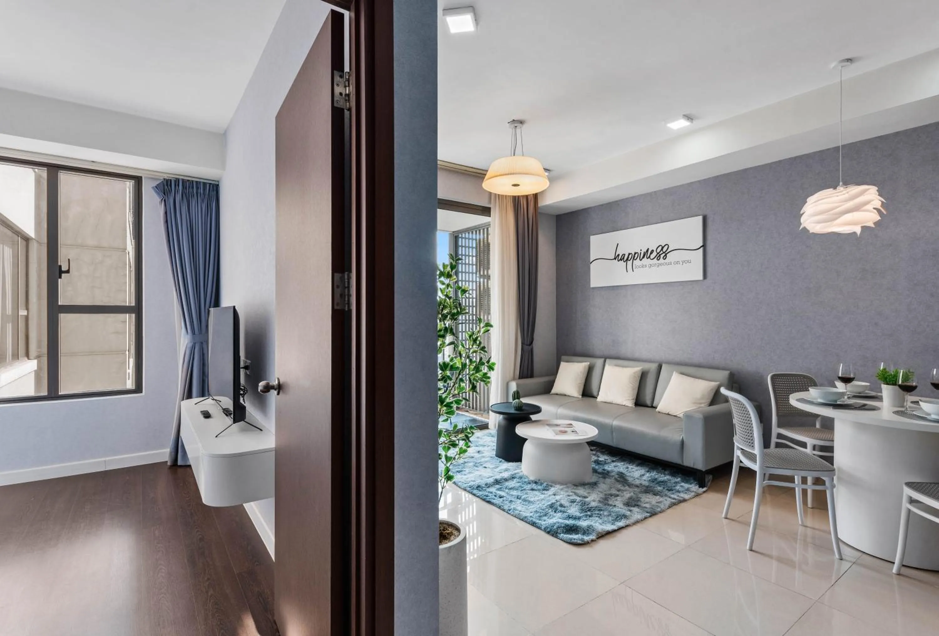 Photo of the whole room in S Lux Apartment