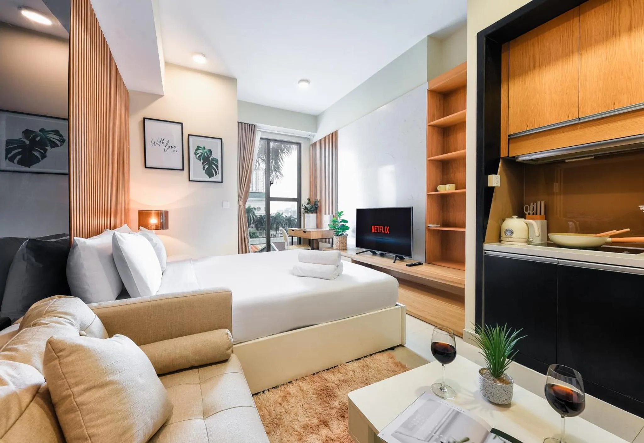 Bed in S Lux Apartment