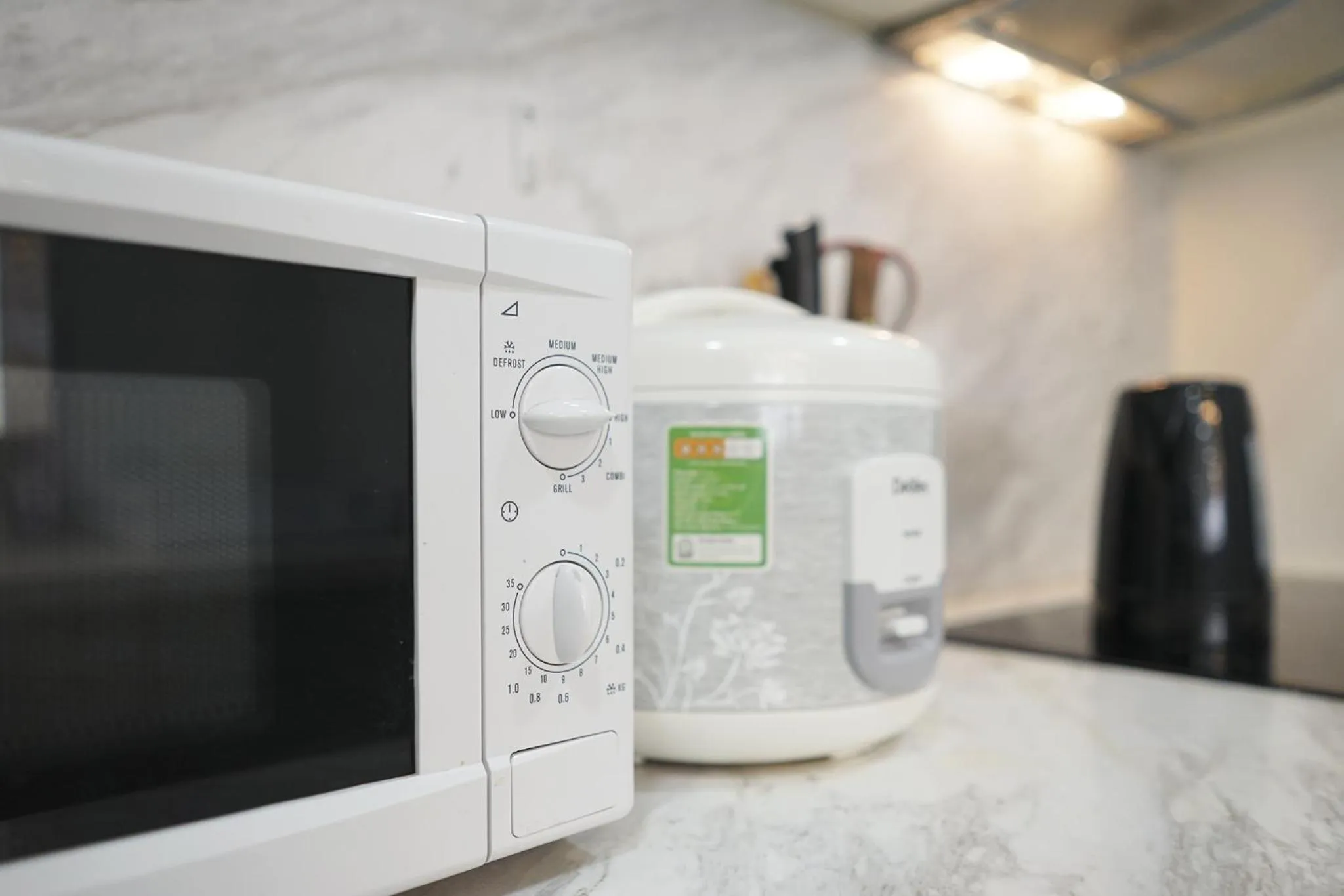 Photo of the whole room in S Lux Apartment