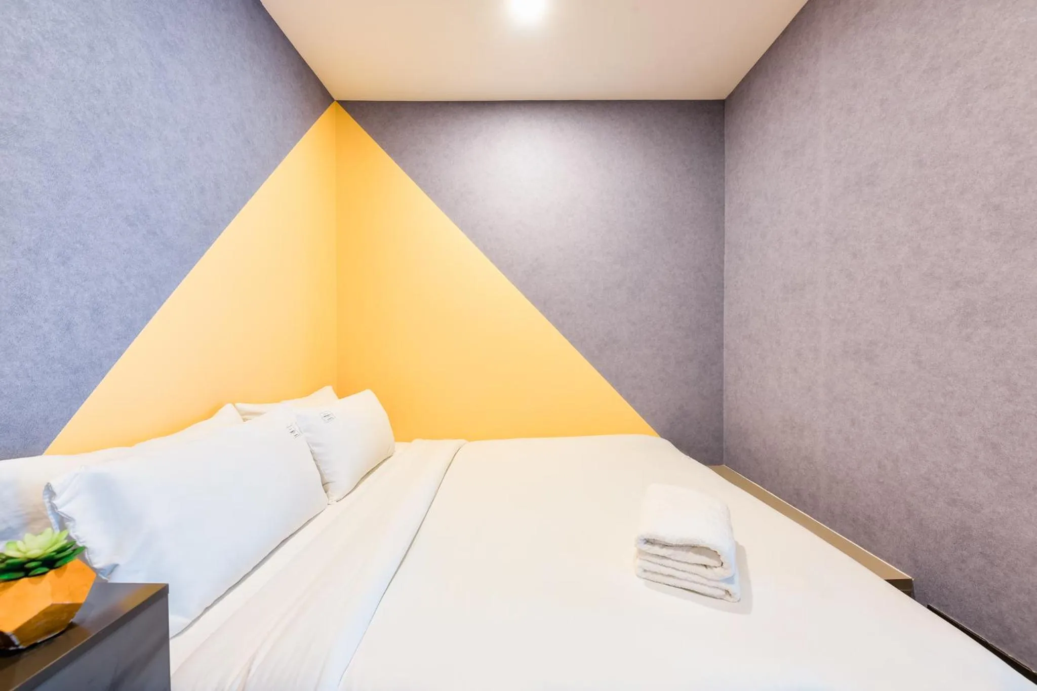 Bed in S Lux Apartment