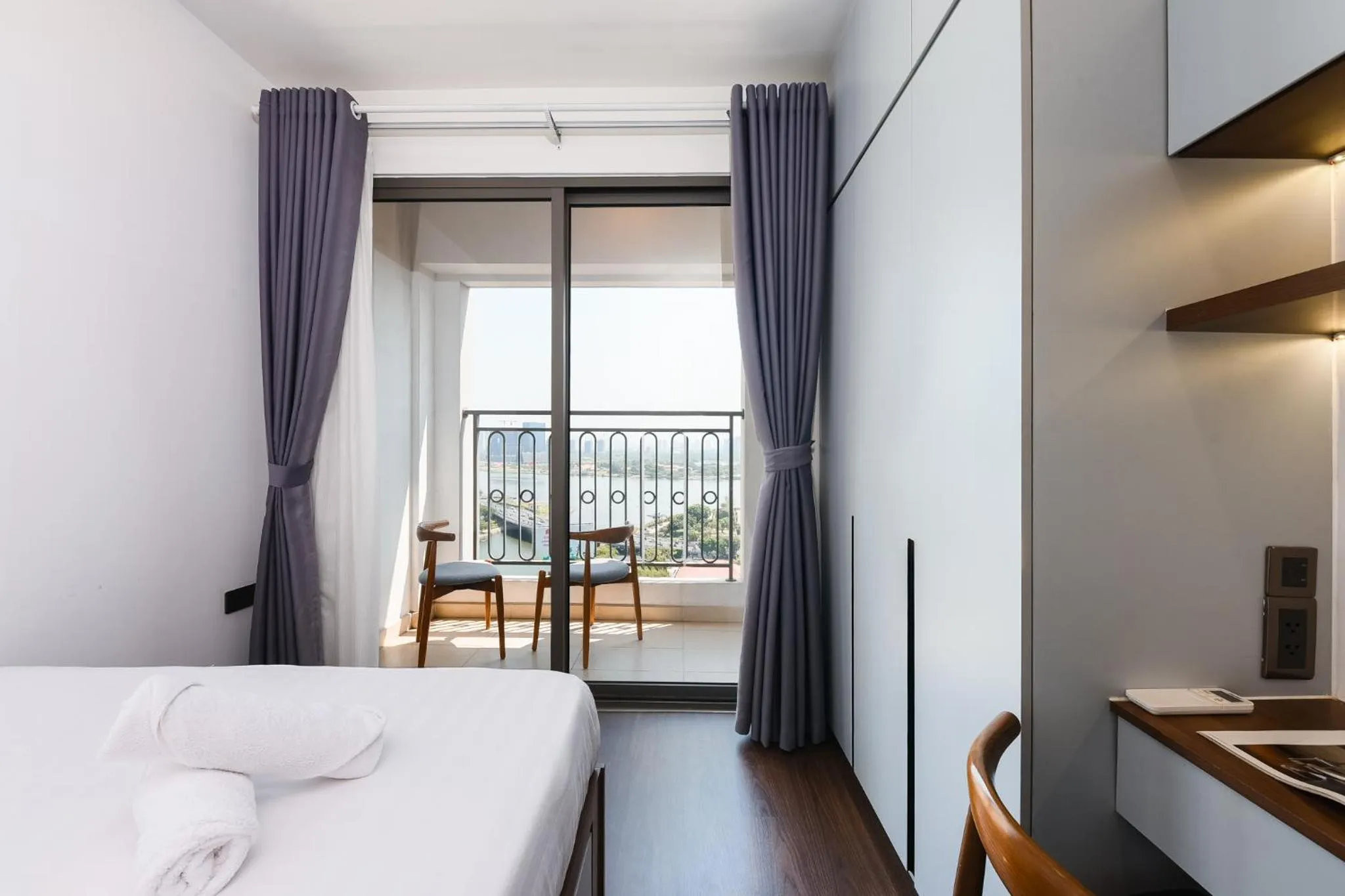 Balcony/Terrace, Bed in S Lux Apartment