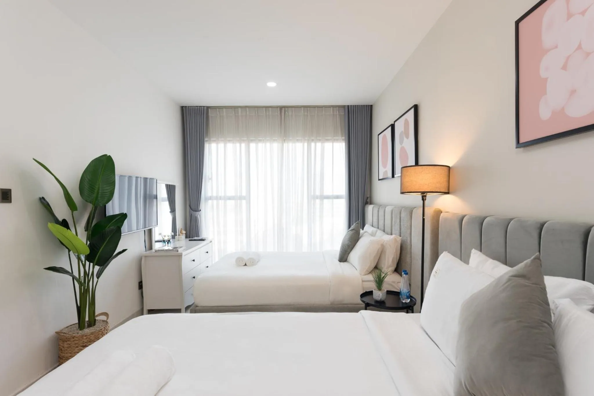 Bed in S Lux Apartment