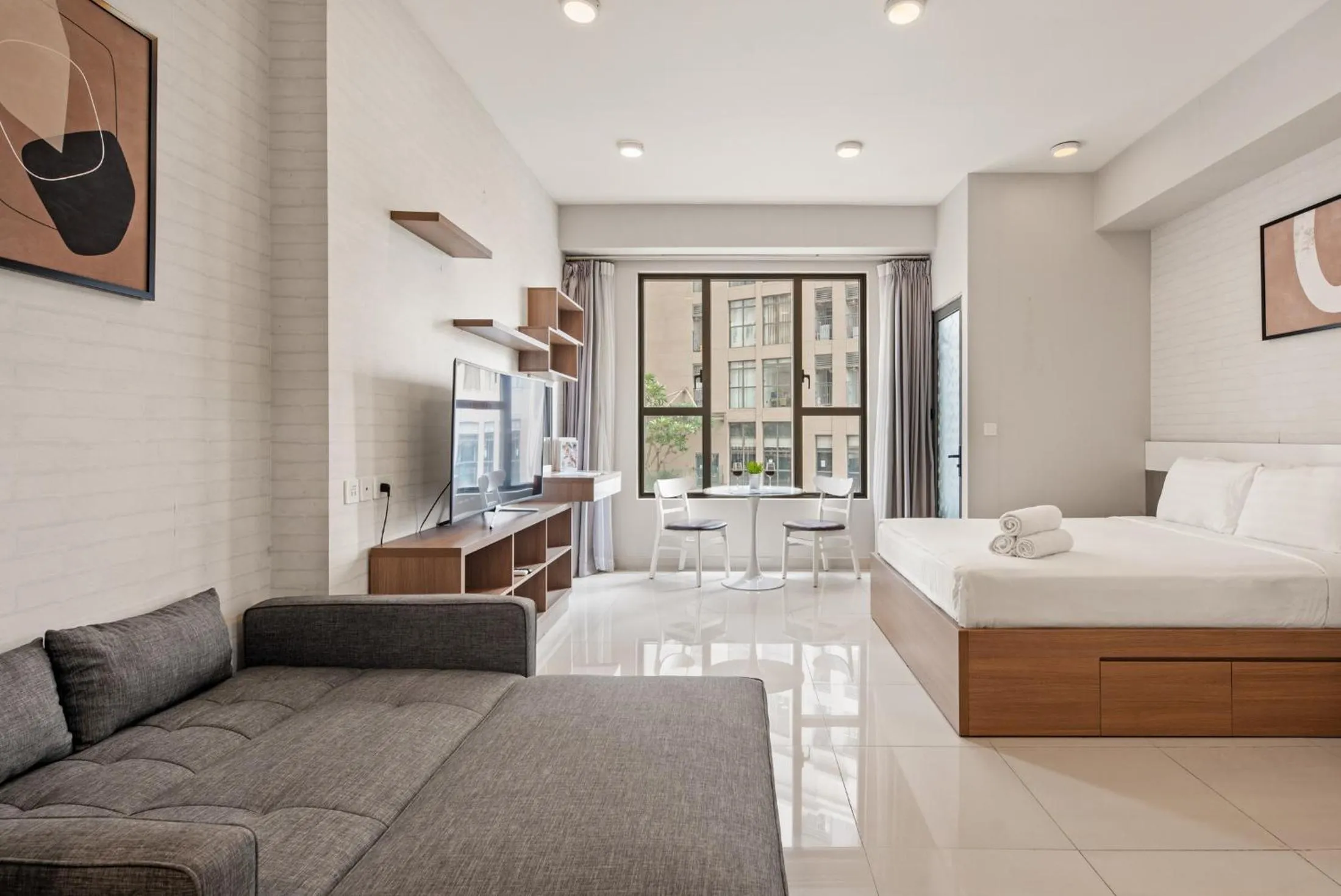 Photo of the whole room, Bed in S Lux Apartment