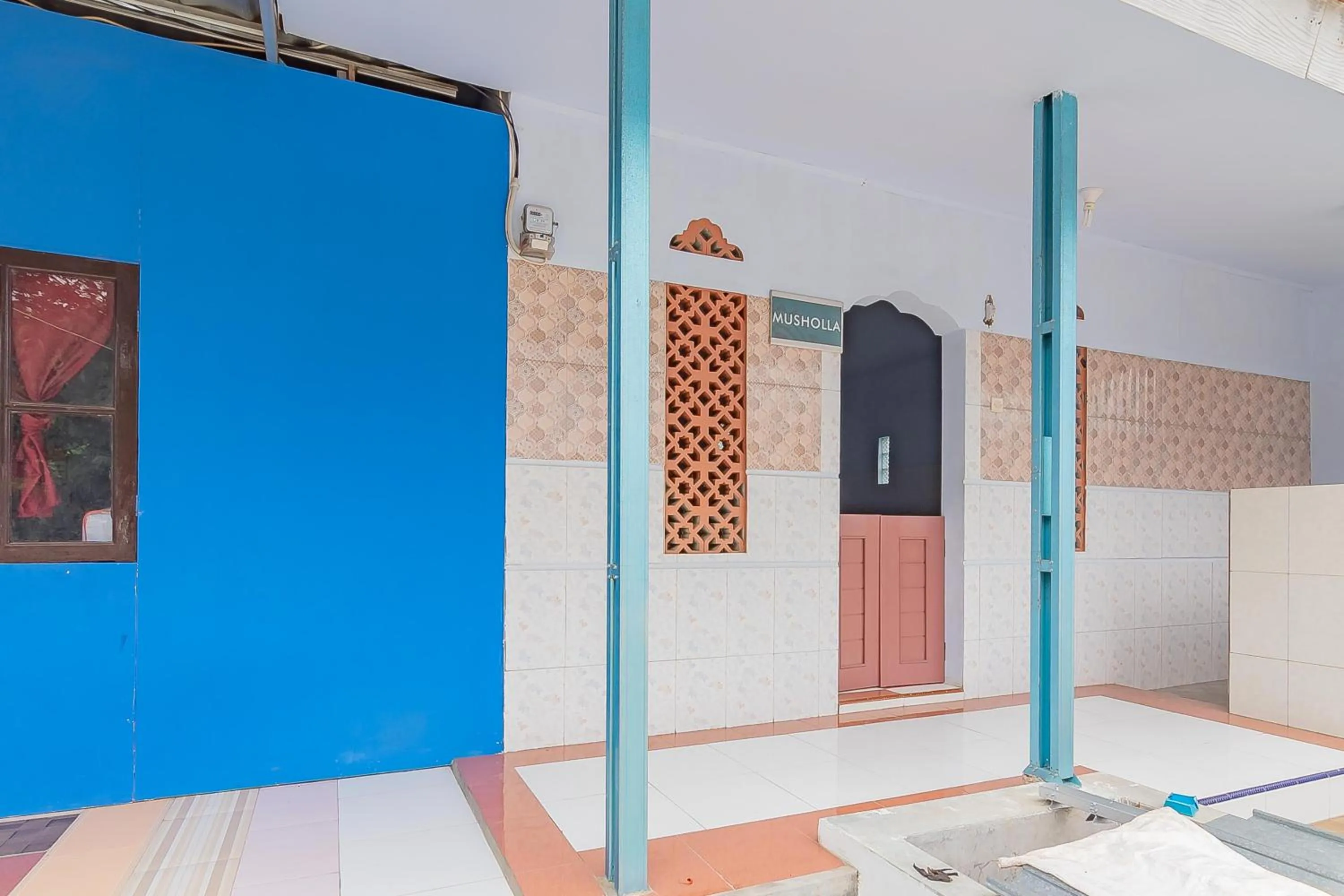 RedDoorz Syariah @ Tambak Mekar Street Subang