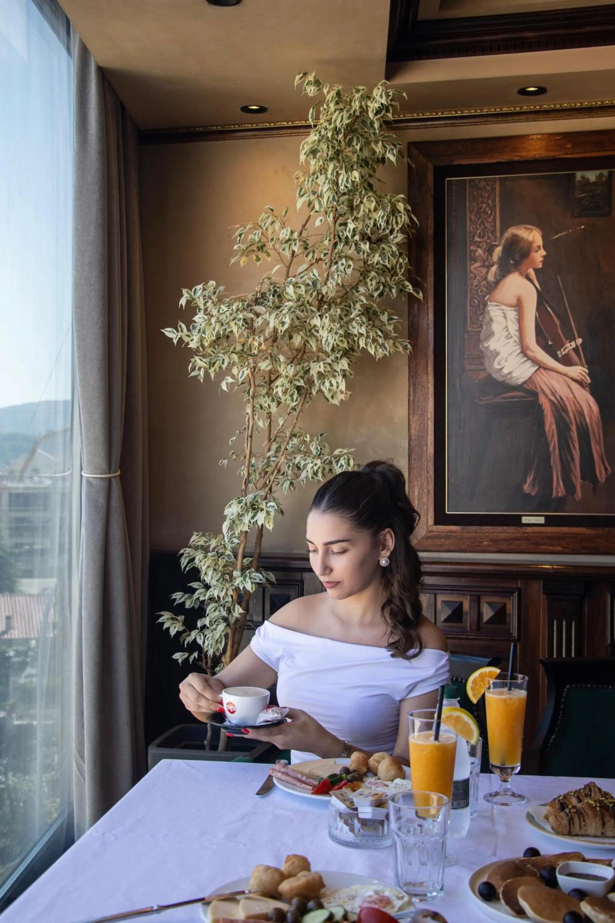 Food and drinks in Hotel Chicago