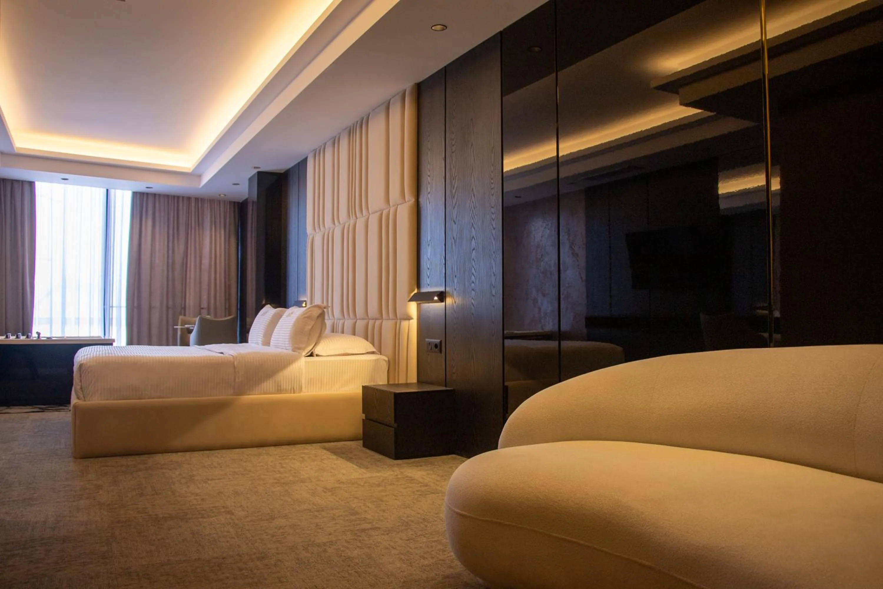 Bedroom, Bed in Hotel Chicago