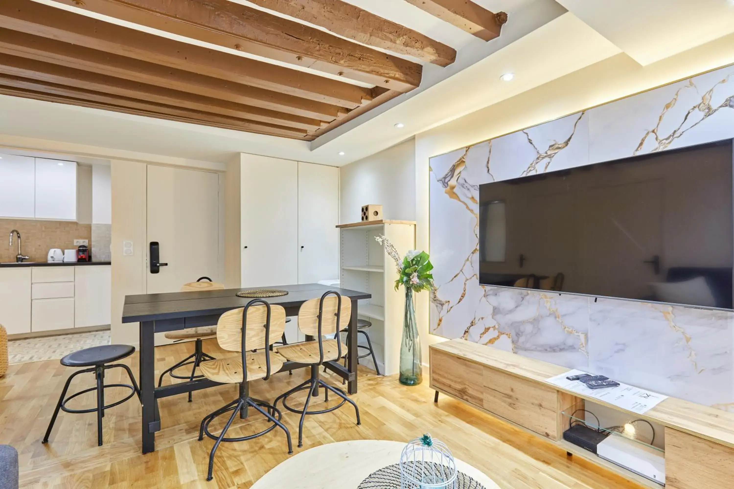Rent a Room - Cosy 2BDR Rent a Room - Cosy 2BDR