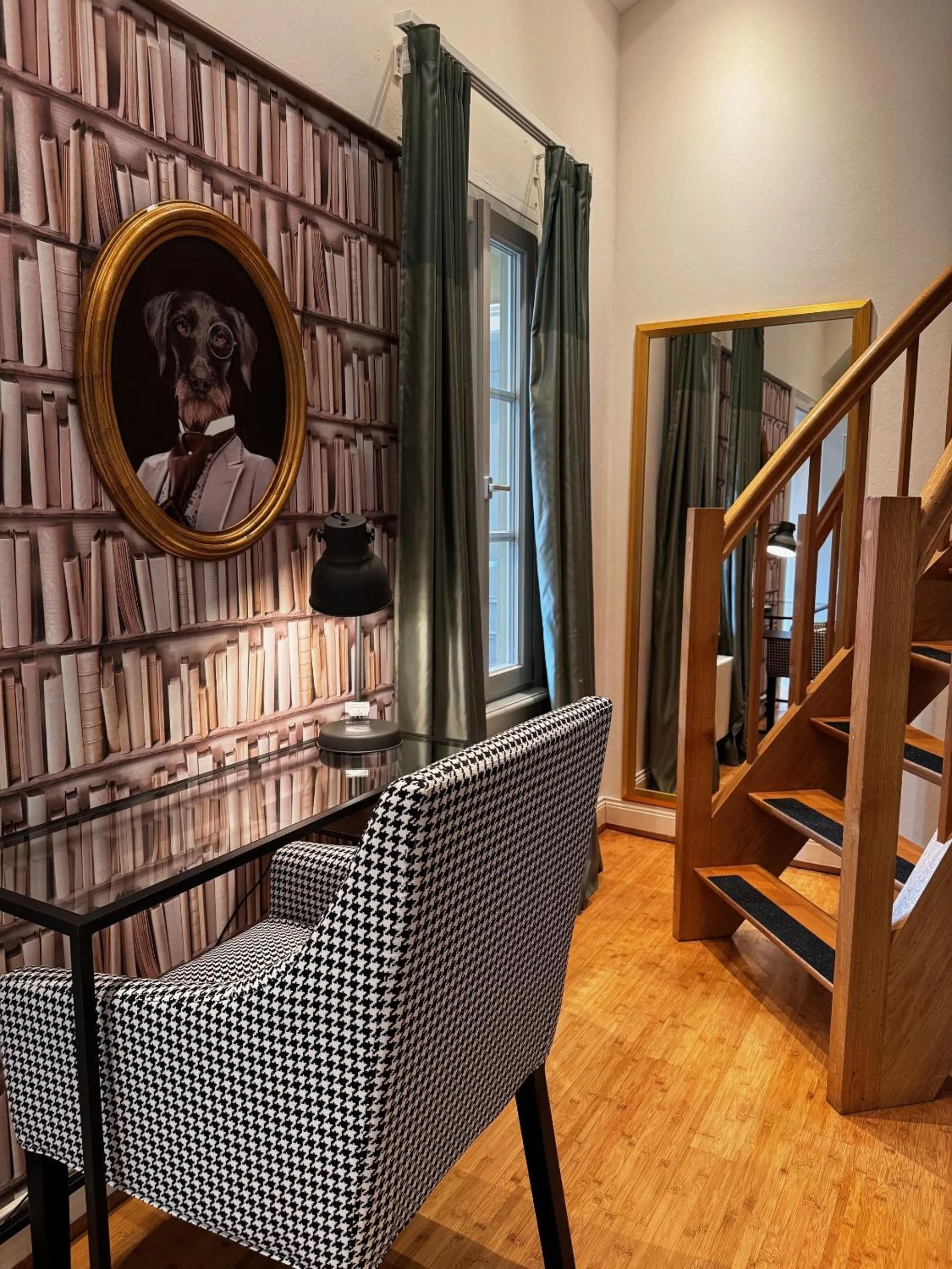 Seating area in Hotel Zur Alten Brücke