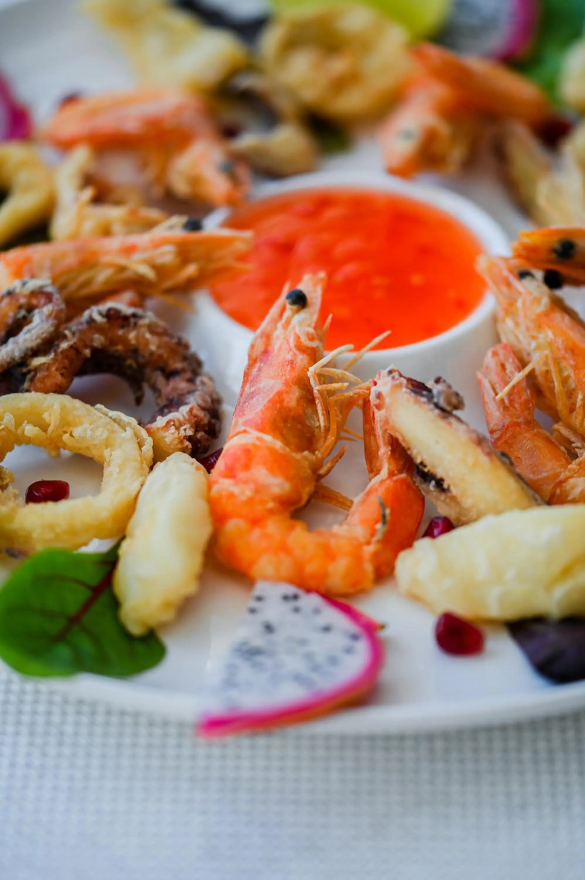 Restaurant/places to eat in Royal G Max