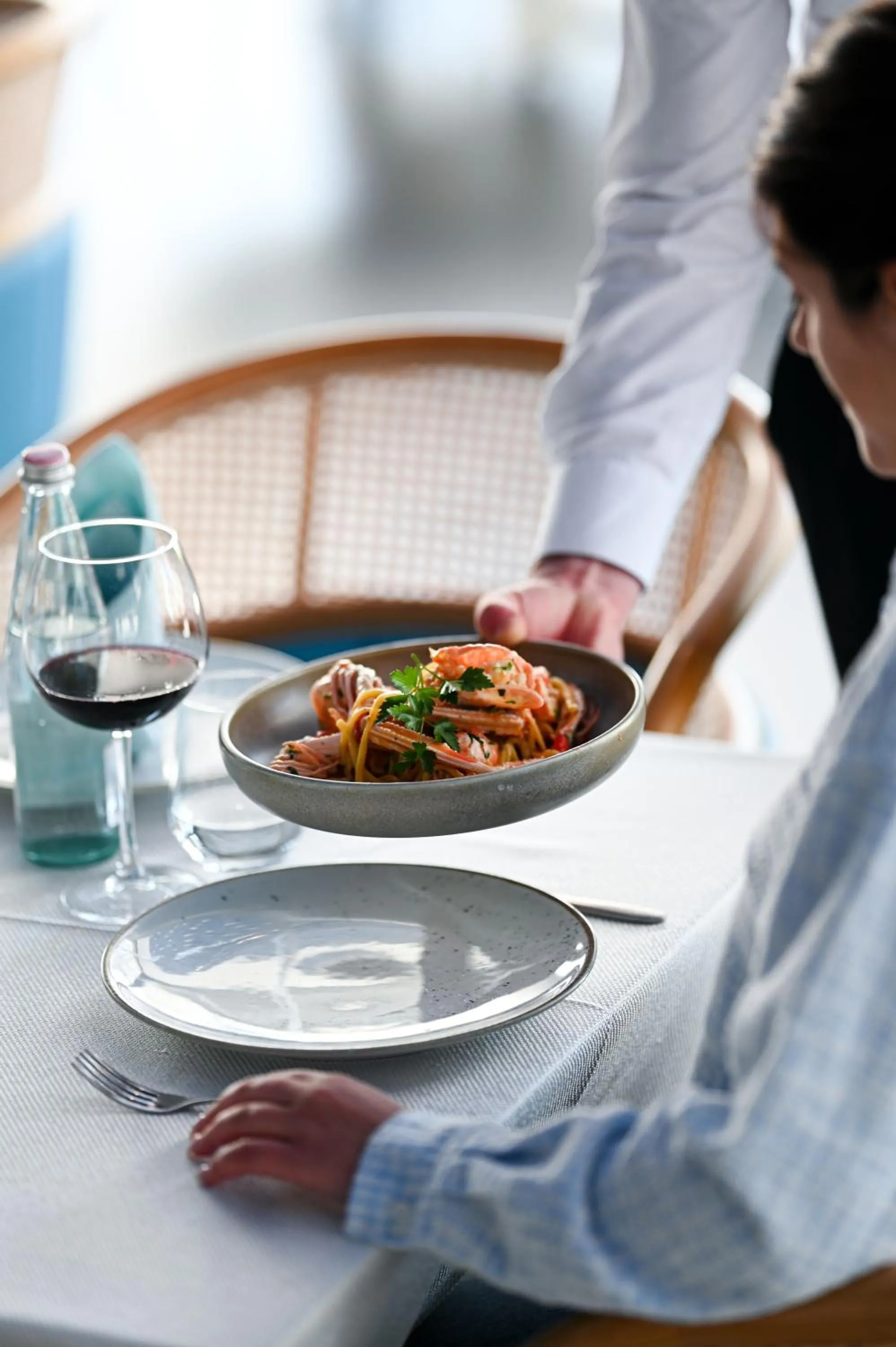 Restaurant/places to eat in Royal G Max