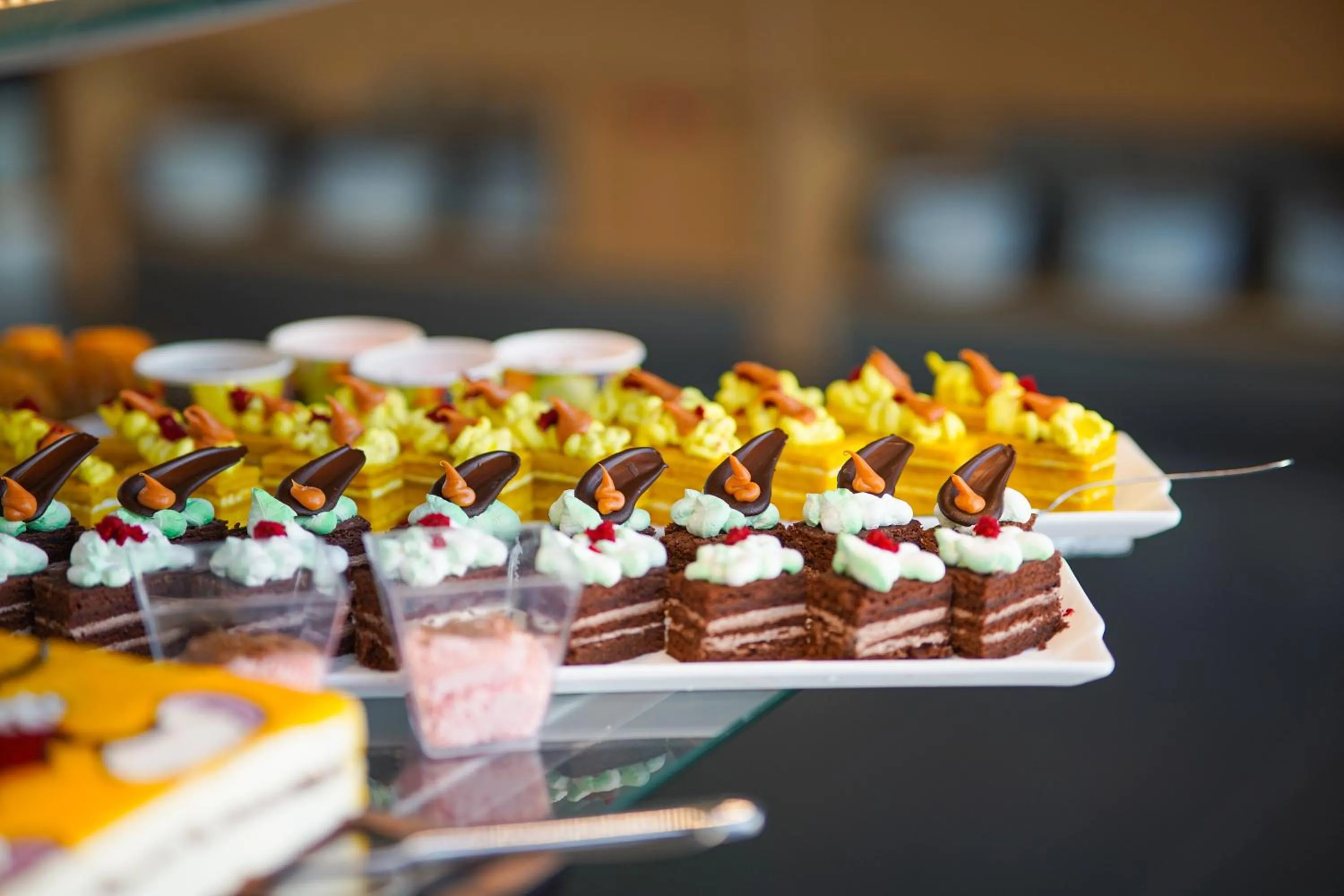 Food in Royal G Max