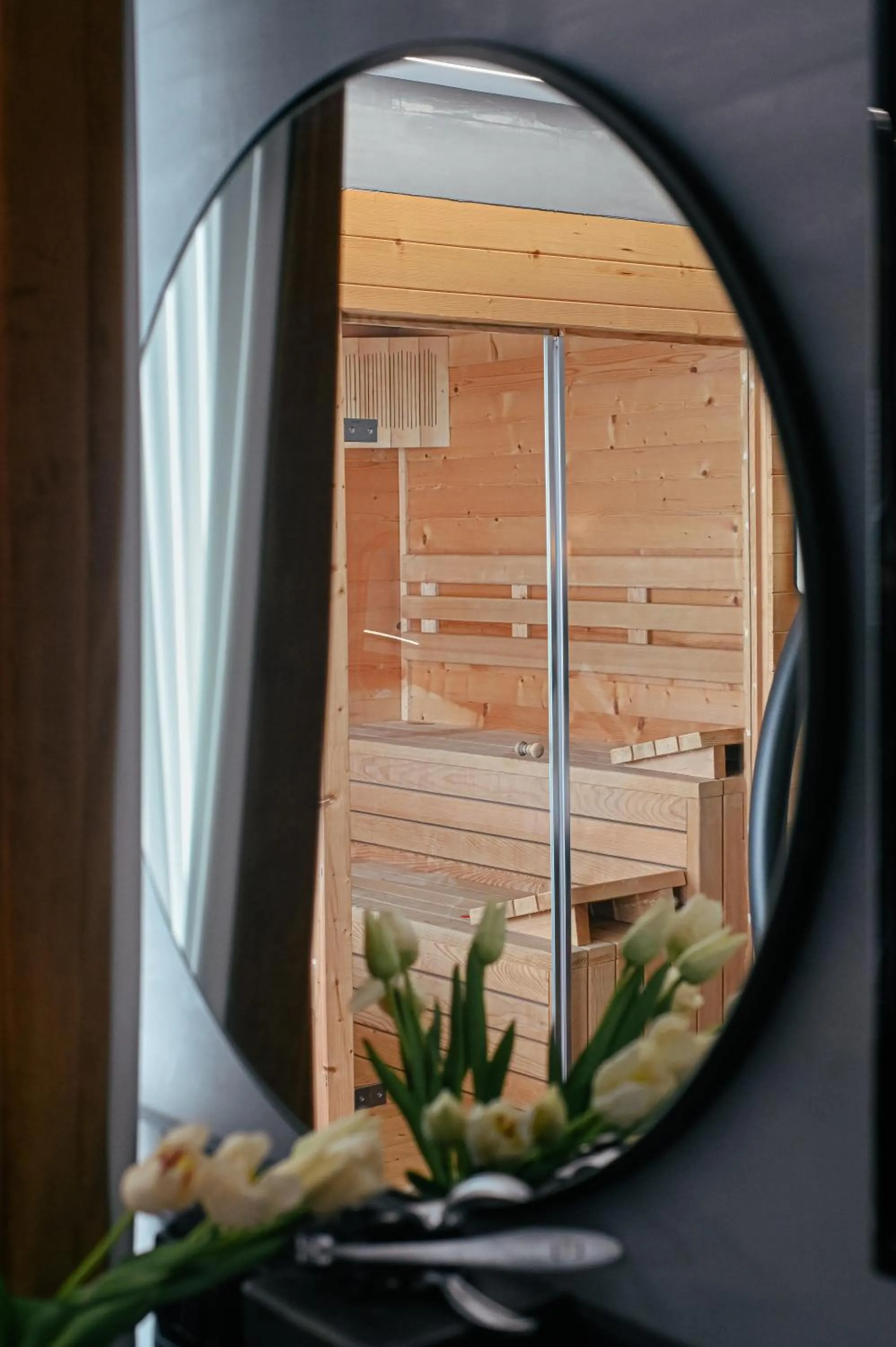 Sauna in Royal G Max