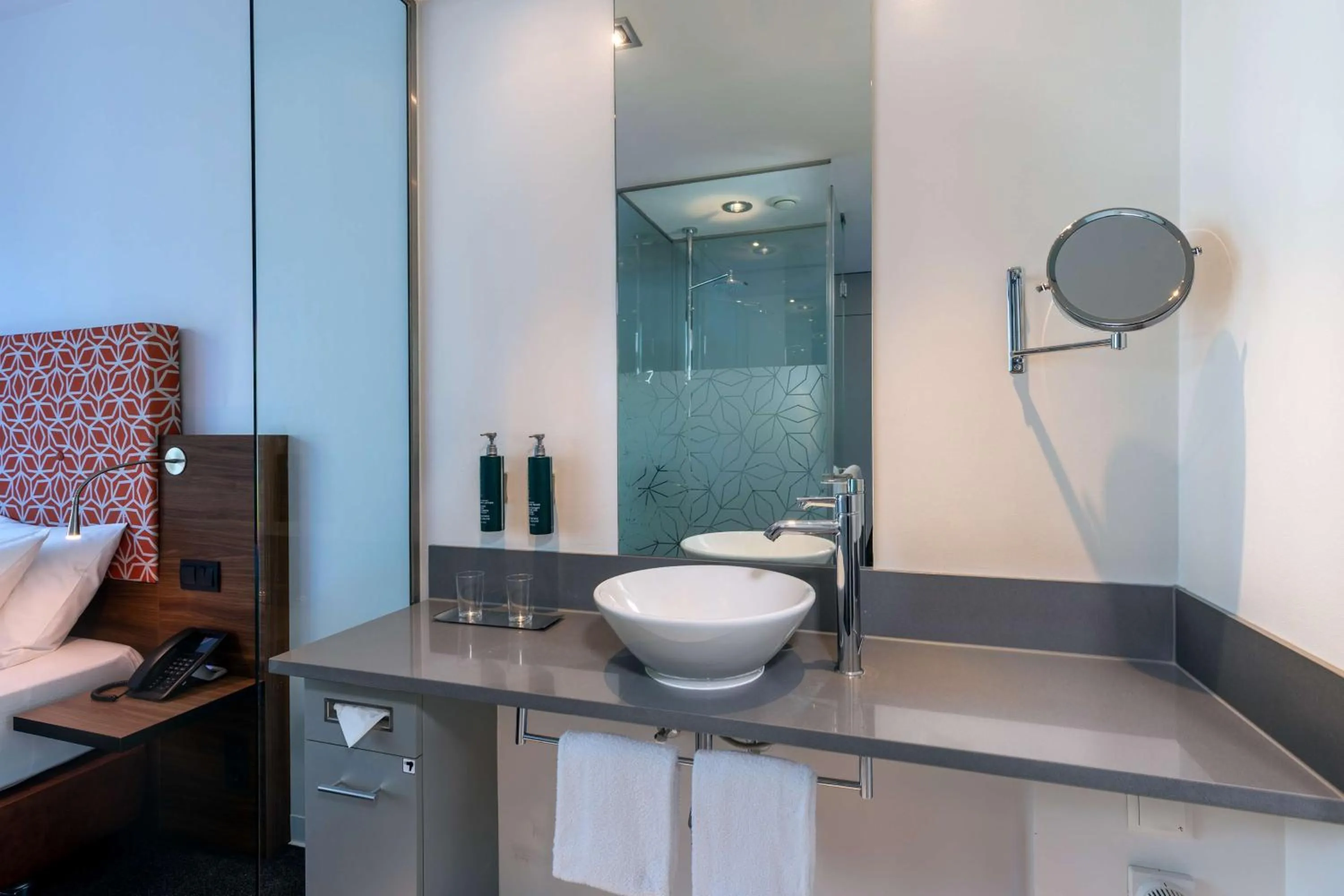 Bathroom in DoubleTree by Hilton Frankfurt Niederrad