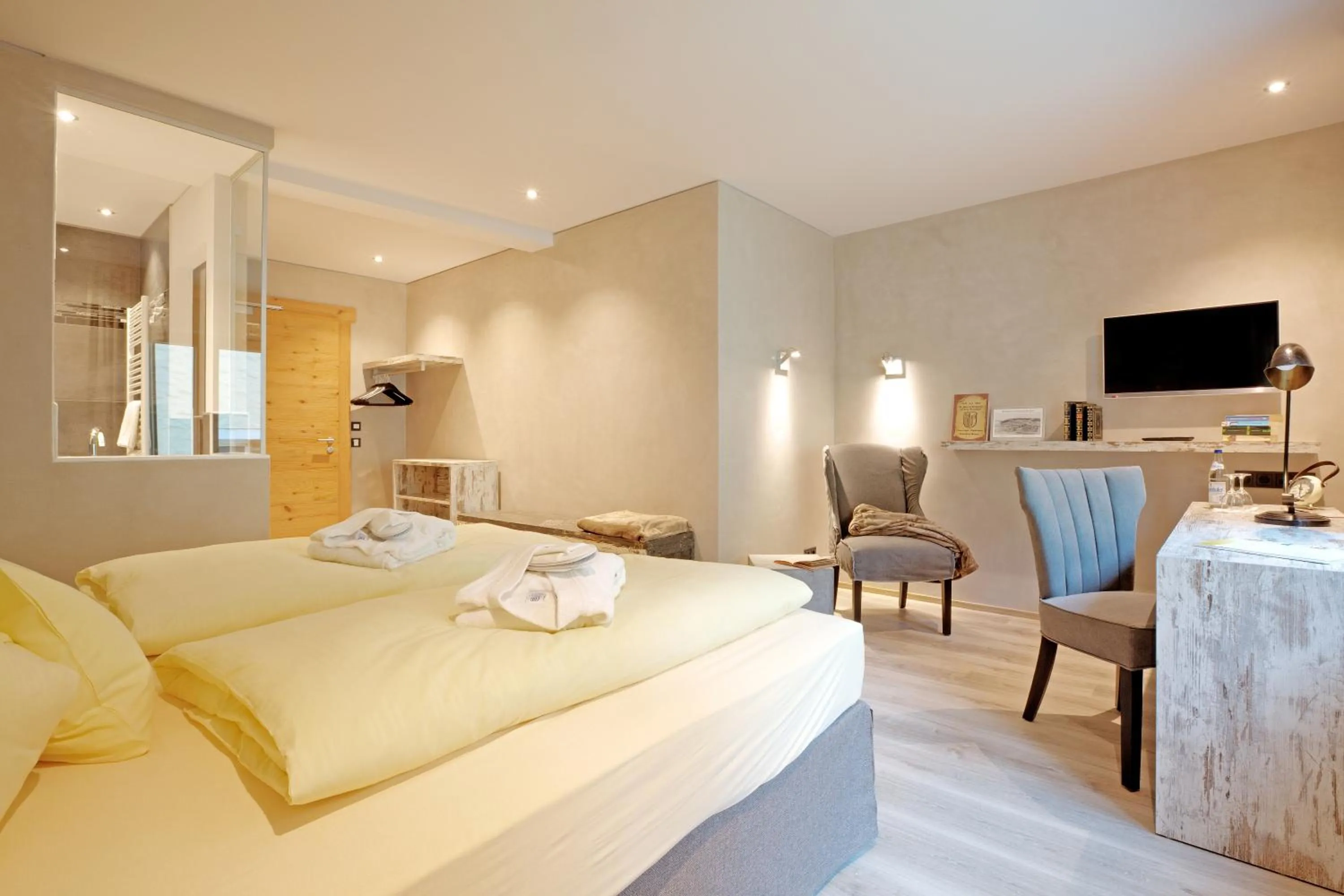 Photo of the whole room, Bed in Hotel Die Gams