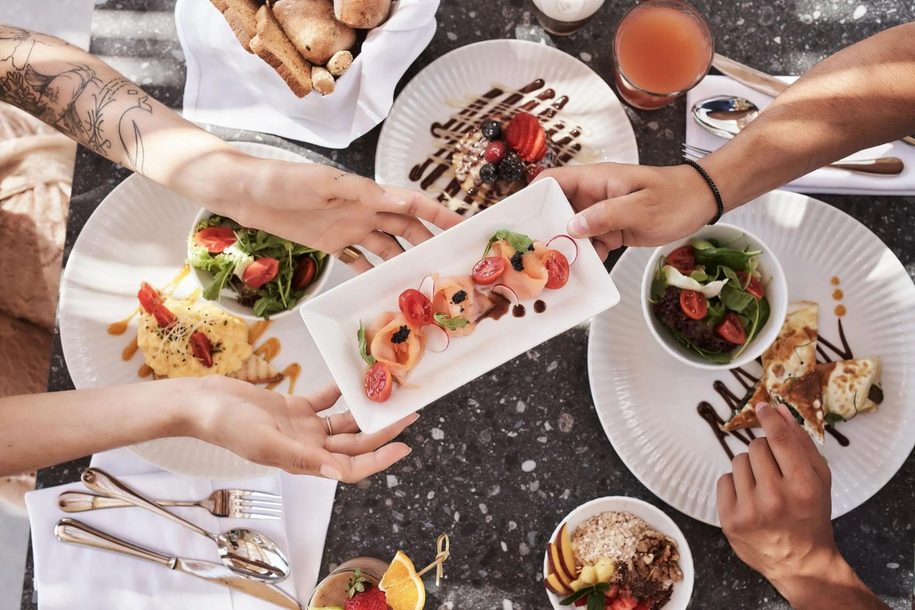 Restaurant/places to eat in Radisson Blu Euphoria Resort, Mykonos