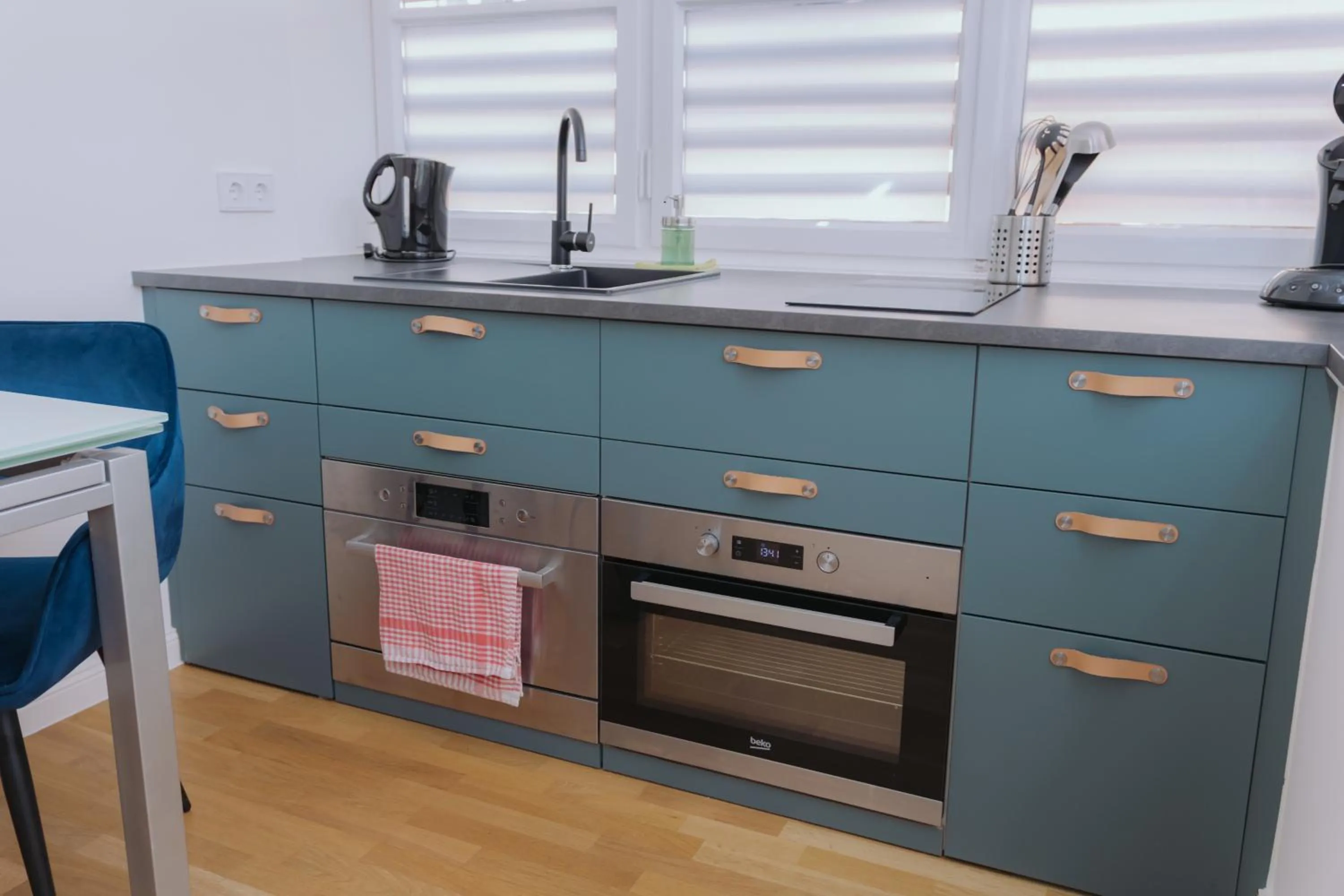 Kitchen or kitchenette in Hotel ZweiLinden Meckenheim Bonn