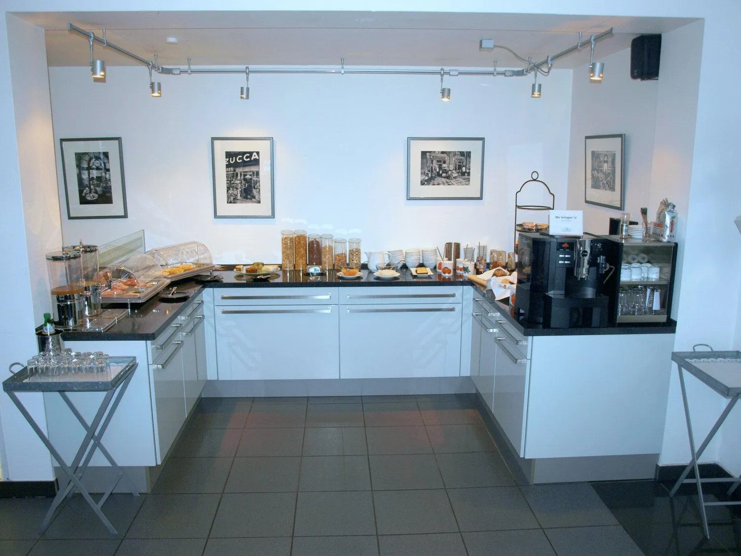 Restaurant/places to eat in Hotel ZweiLinden Meckenheim Bonn