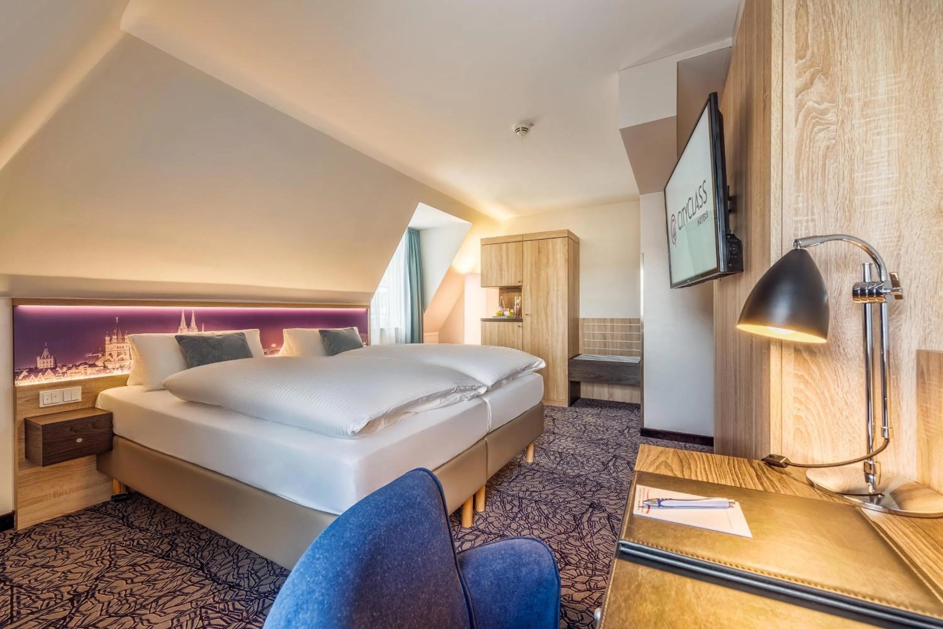 Bed in CityClass Hotel Alter Markt