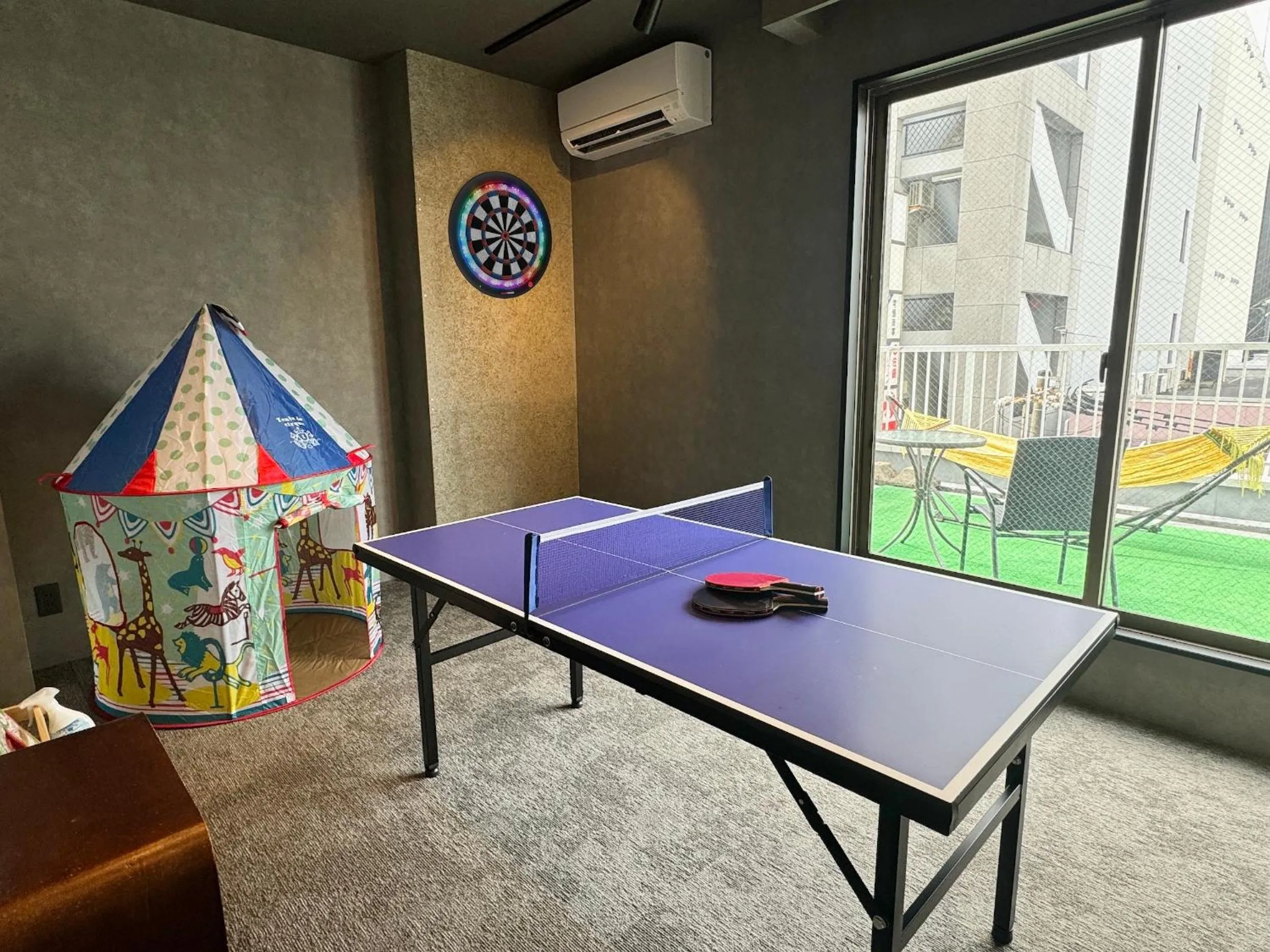 Table tennis in TABISAI HOTEL Premium 博多-中洲