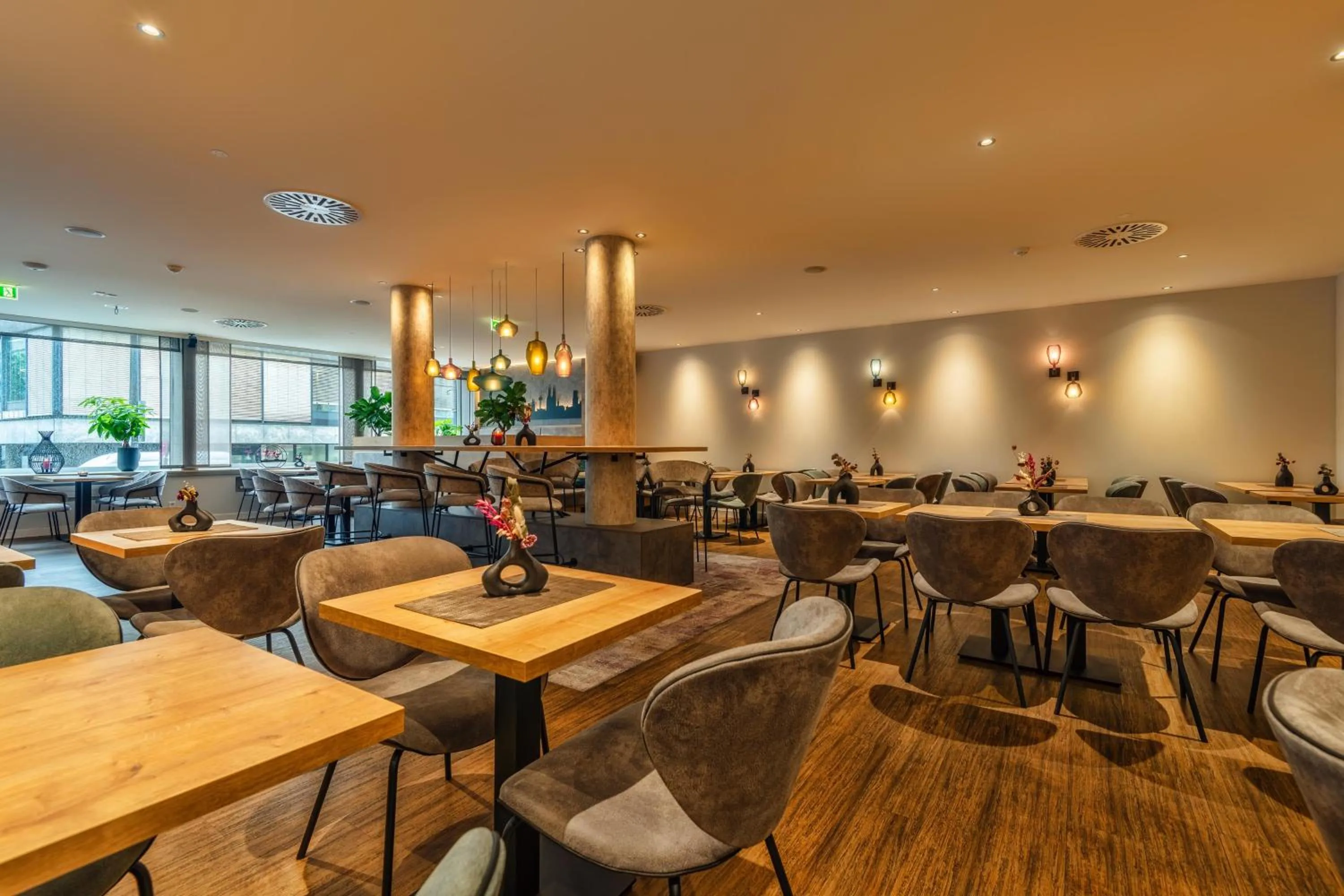 Restaurant/places to eat in CityClass Hotel am Dom