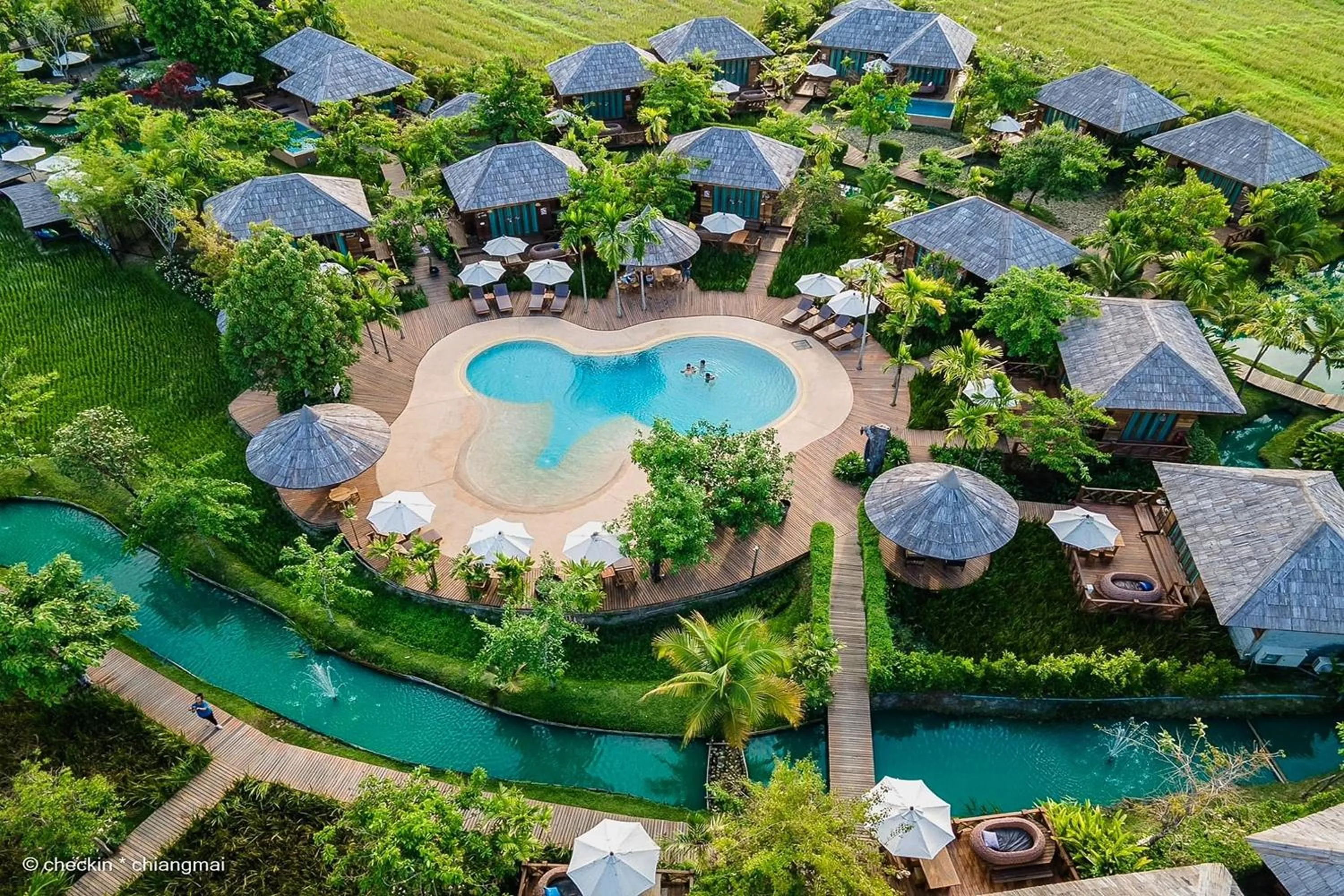 Property building in Tongna Cottage Natural Resort