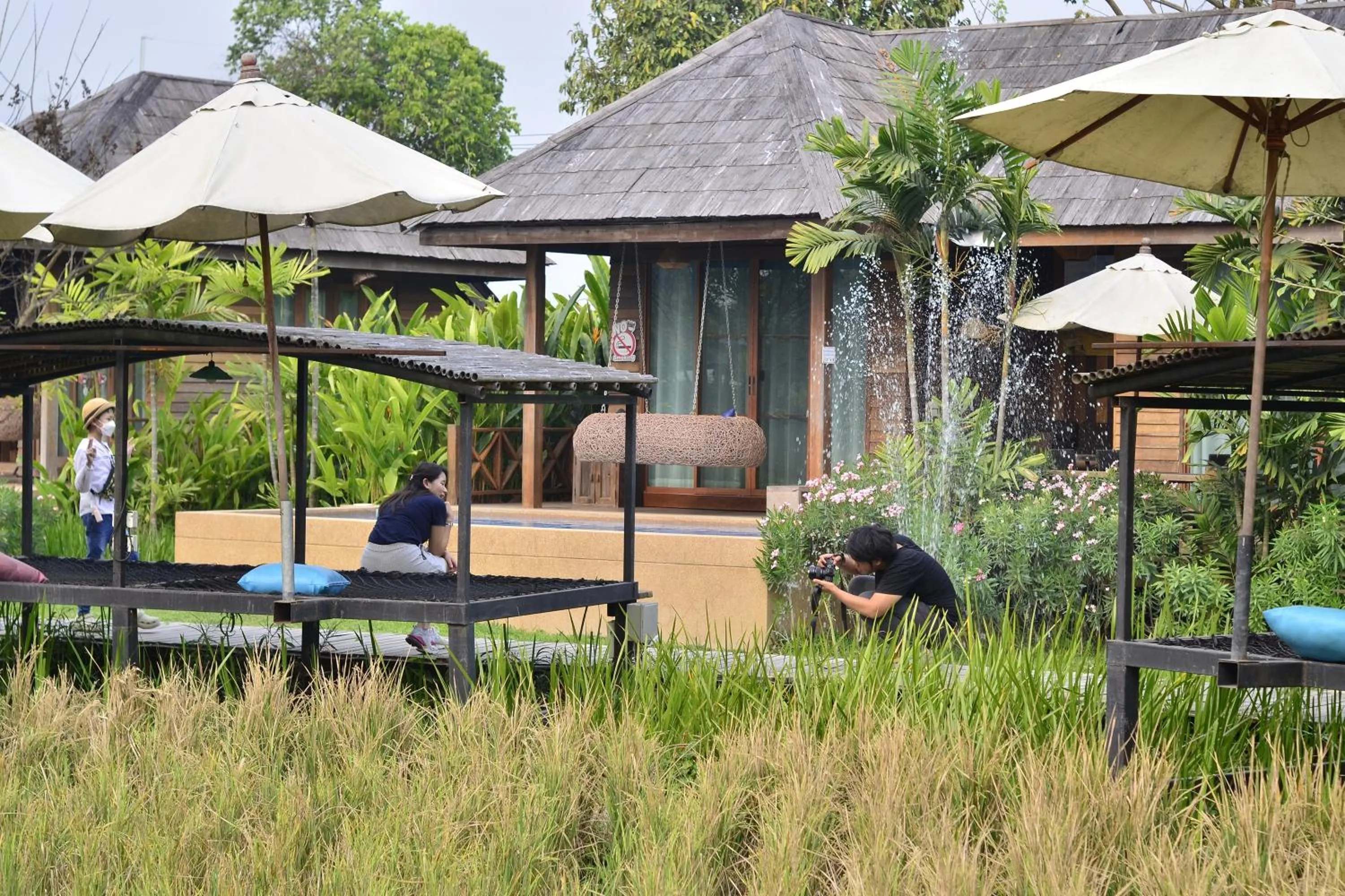 Restaurant/places to eat in Tongna Cottage Natural Resort