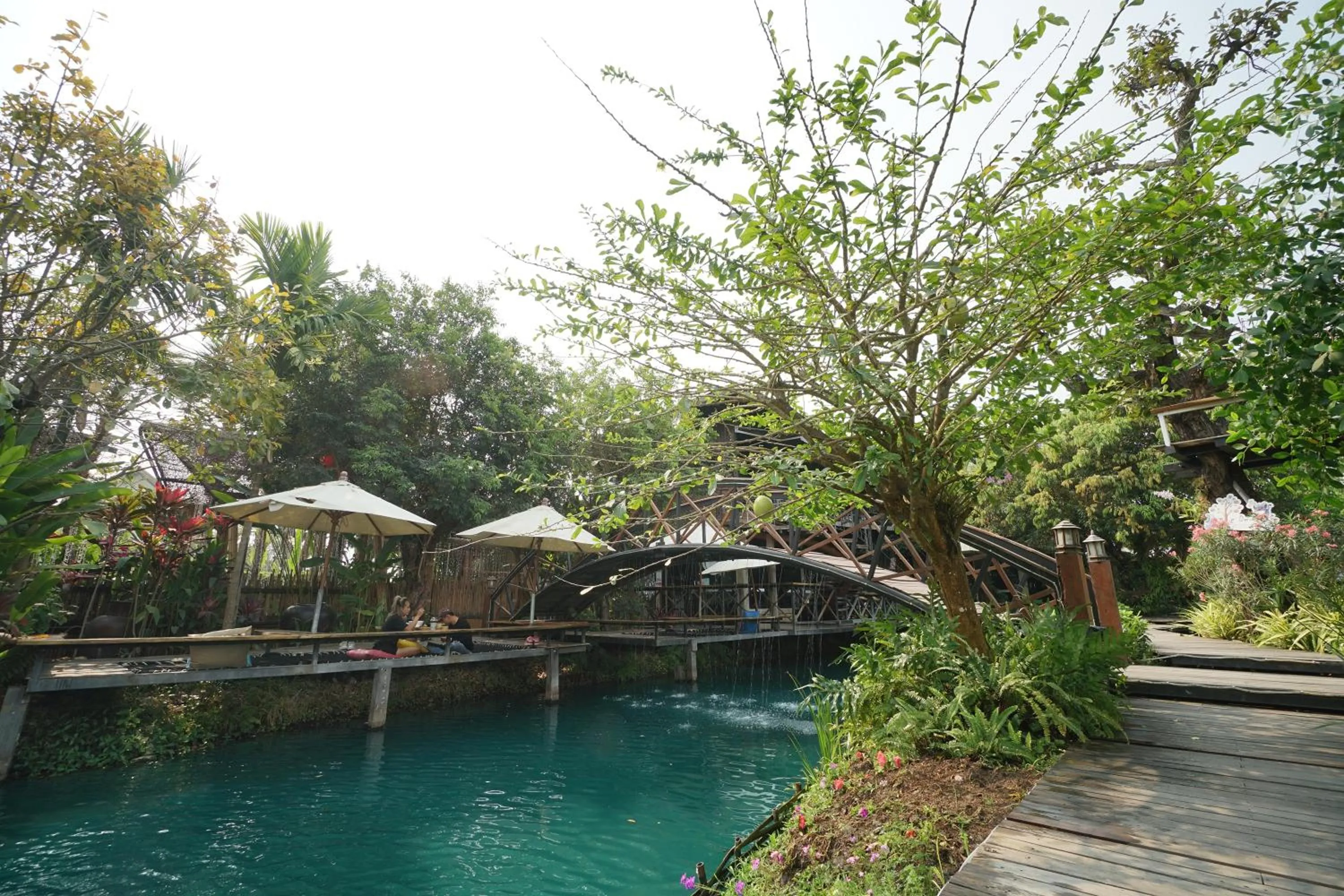 Restaurant/places to eat in Tongna Cottage Natural Resort