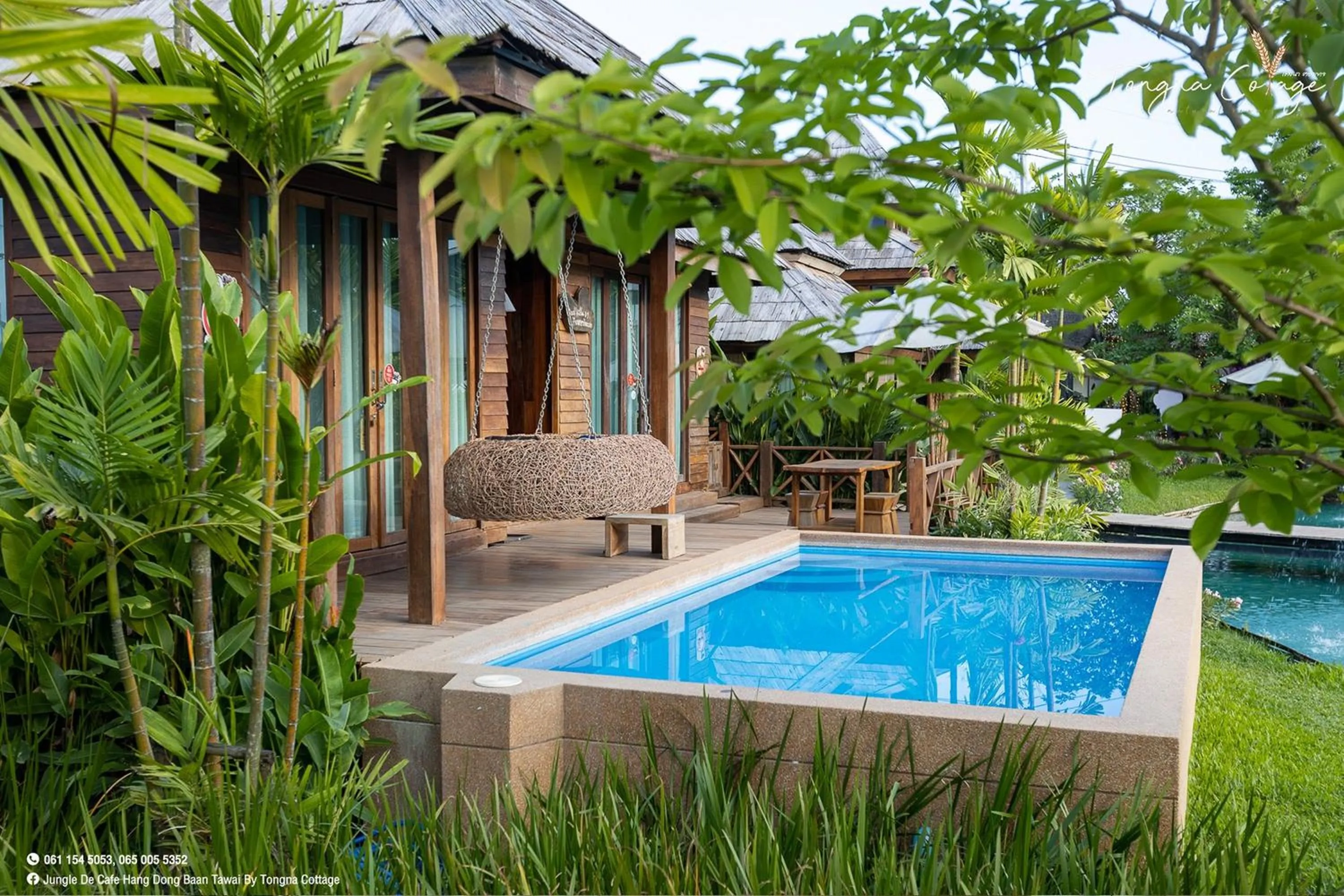Swimming pool in Tongna Cottage Natural Resort