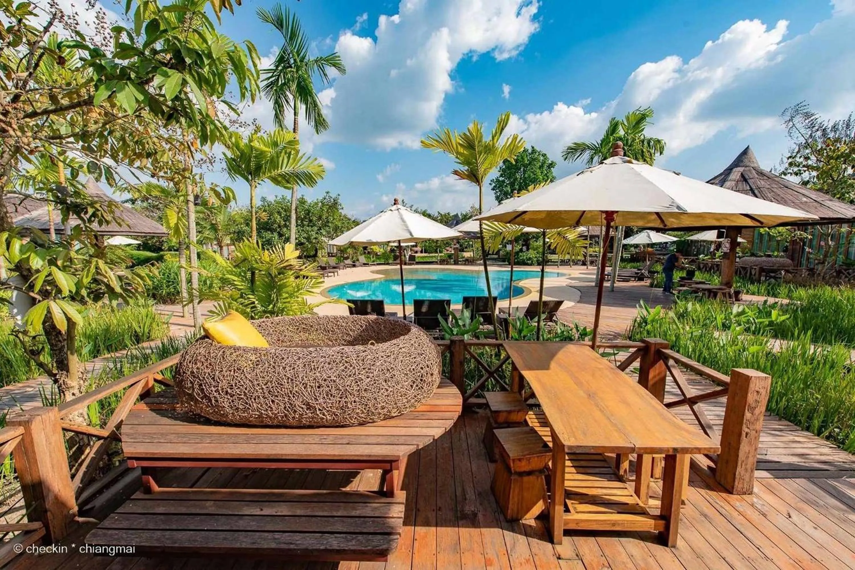 Swimming pool in Tongna Cottage Natural Resort